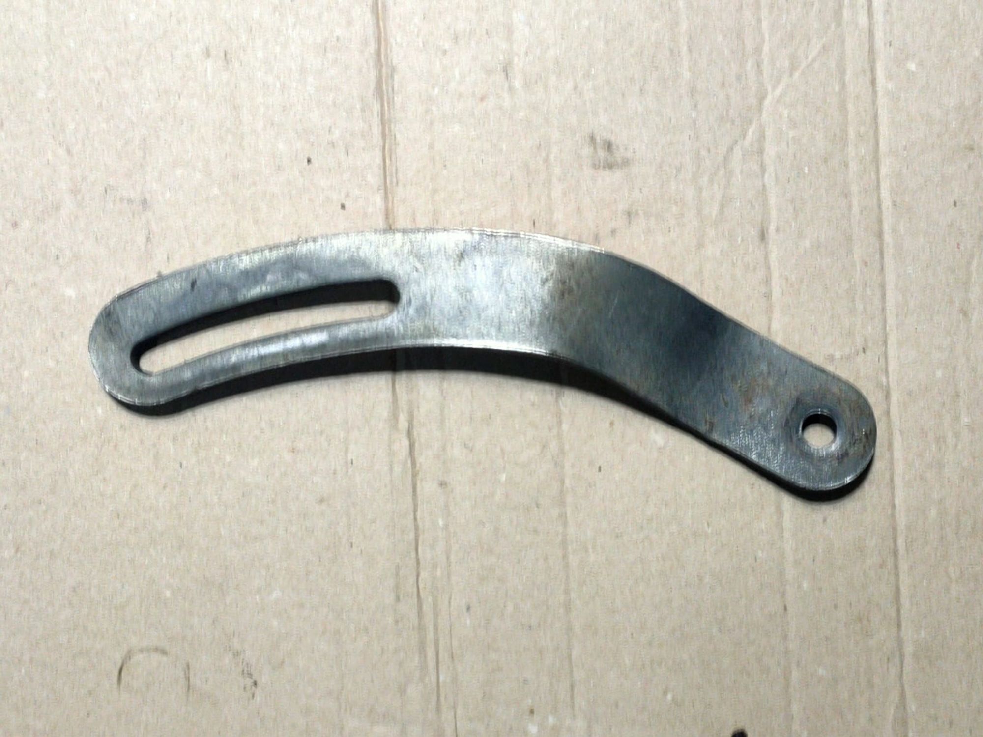 https://ycs.partsauto.market/partsauto-images/thmbs/userImages/d89d66a30f14dbad161fb7a986aa0fe5/part/c64bcc20-9aef-4942-9b00-08fd53481443_1732618702843.jpg