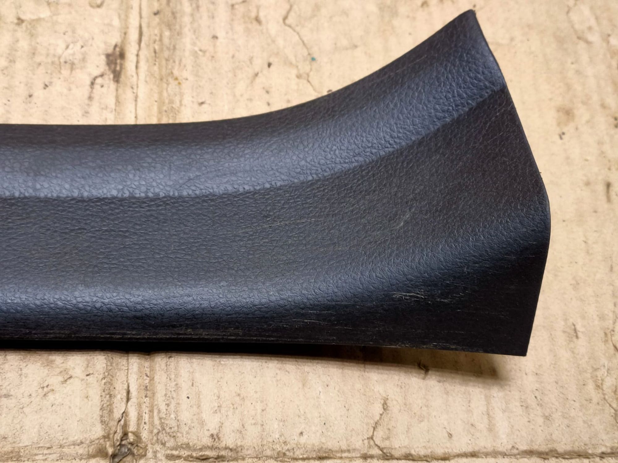 https://ycs.partsauto.market/partsauto-images/thmbs/userImages/d89d66a30f14dbad161fb7a986aa0fe5/part/c694fab0-6652-48e1-91e8-da7cea412f9c_1746285580641.jpg
