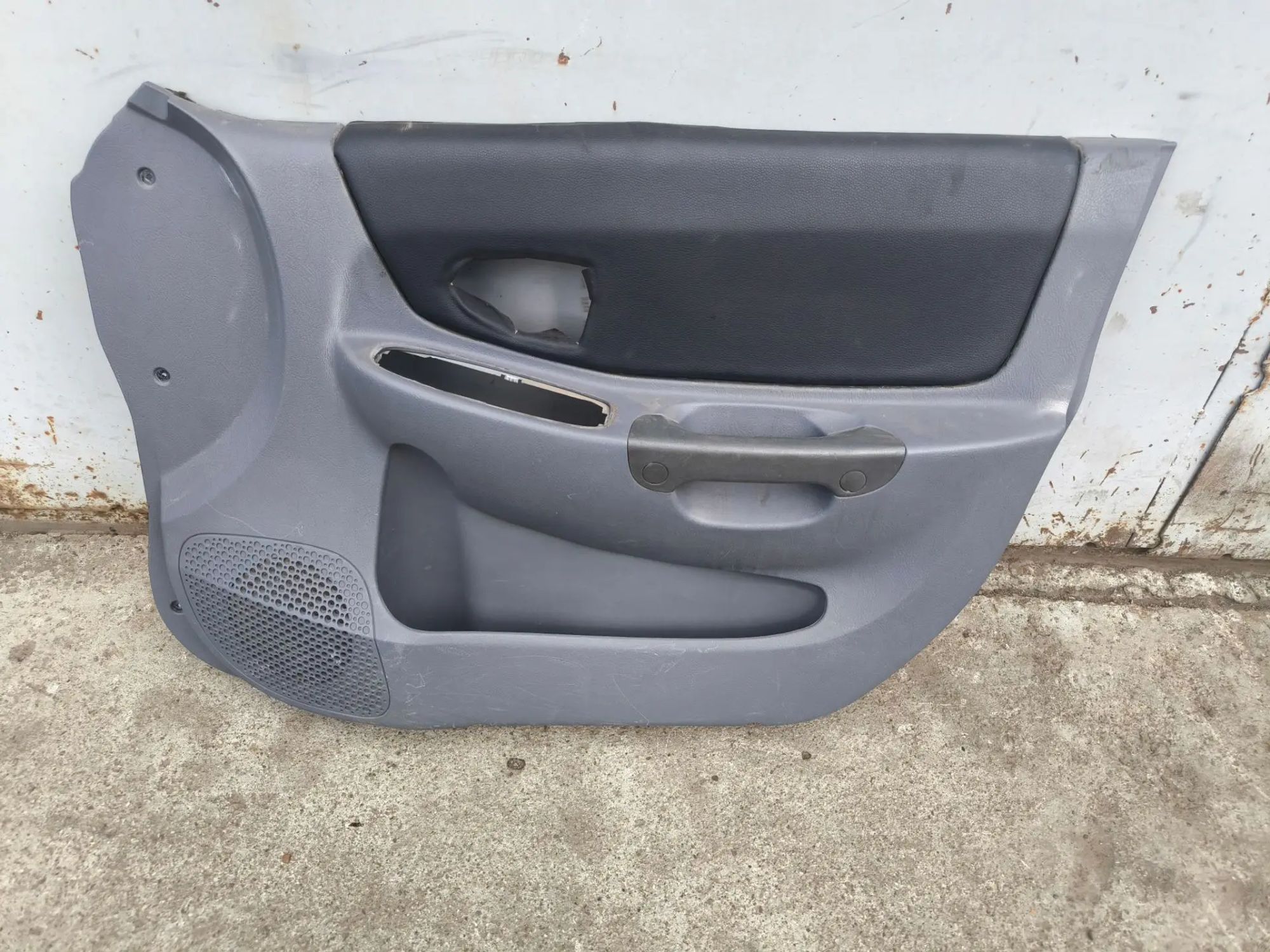 https://ycs.partsauto.market/partsauto-images/thmbs/userImages/d89d66a30f14dbad161fb7a986aa0fe5/part/c700589f-cad7-42b8-92fb-4e3cc1202d5a_1784892023270.jpg