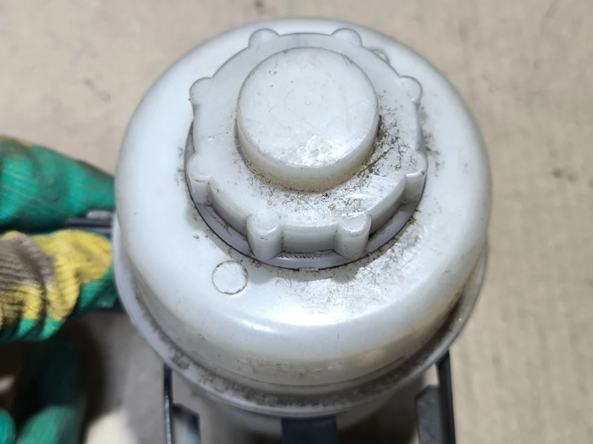 https://ycs.partsauto.market/partsauto-images/thmbs/userImages/d89d66a30f14dbad161fb7a986aa0fe5/part/c82a06d8-b36d-4674-b891-e65c5471a9c0_1780574638708.jpg