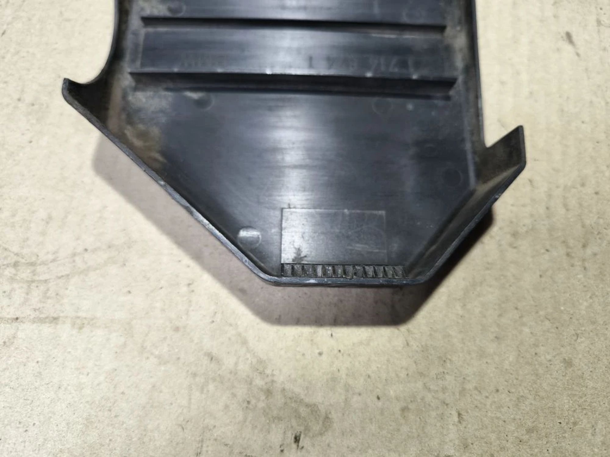 https://ycs.partsauto.market/partsauto-images/thmbs/userImages/d89d66a30f14dbad161fb7a986aa0fe5/part/c86c6f42-0233-4f08-9948-277255ab832d_1780574489239.jpg