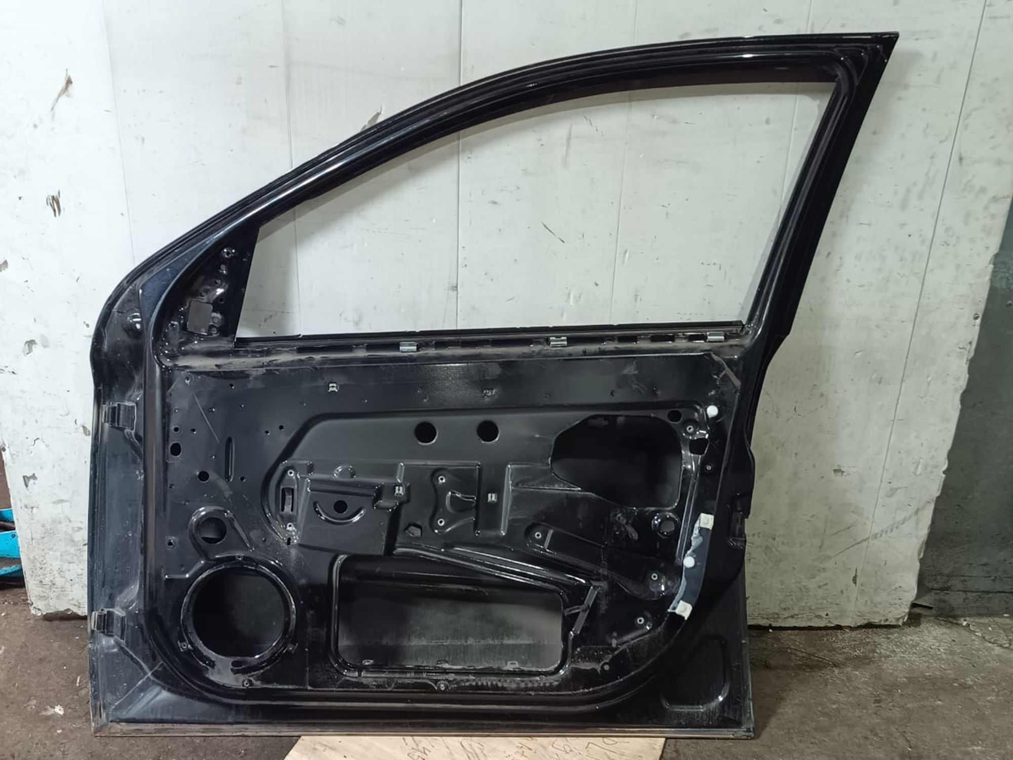 https://ycs.partsauto.market/partsauto-images/thmbs/userImages/d89d66a30f14dbad161fb7a986aa0fe5/part/ca07a09a-bbad-483b-a0f1-55d8a328de23_1740739959606.jpg