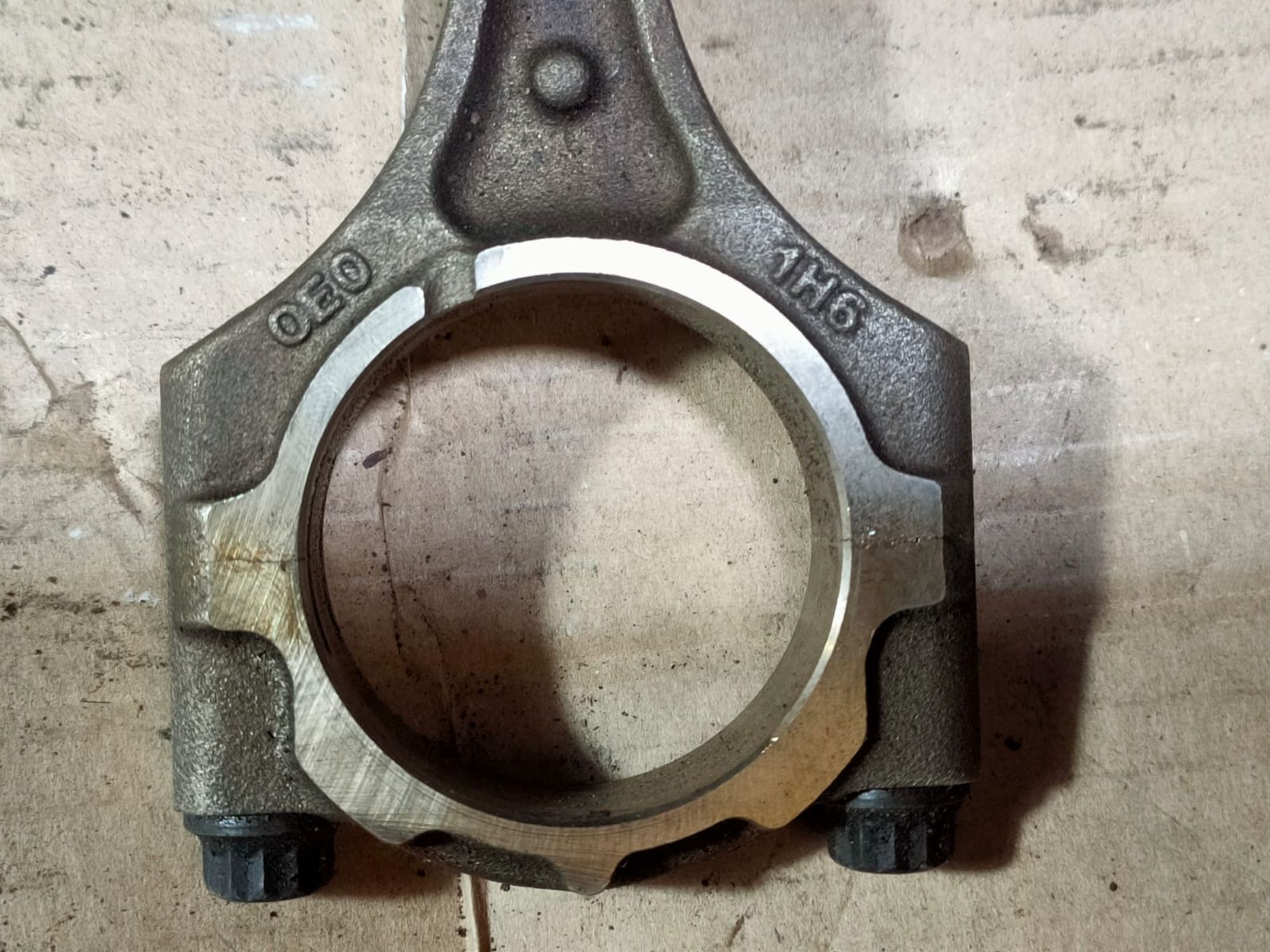 https://ycs.partsauto.market/partsauto-images/thmbs/userImages/d89d66a30f14dbad161fb7a986aa0fe5/part/ca67bc09-d1bb-4e32-9c03-11f7be41a5ca_1713364889309.jpg