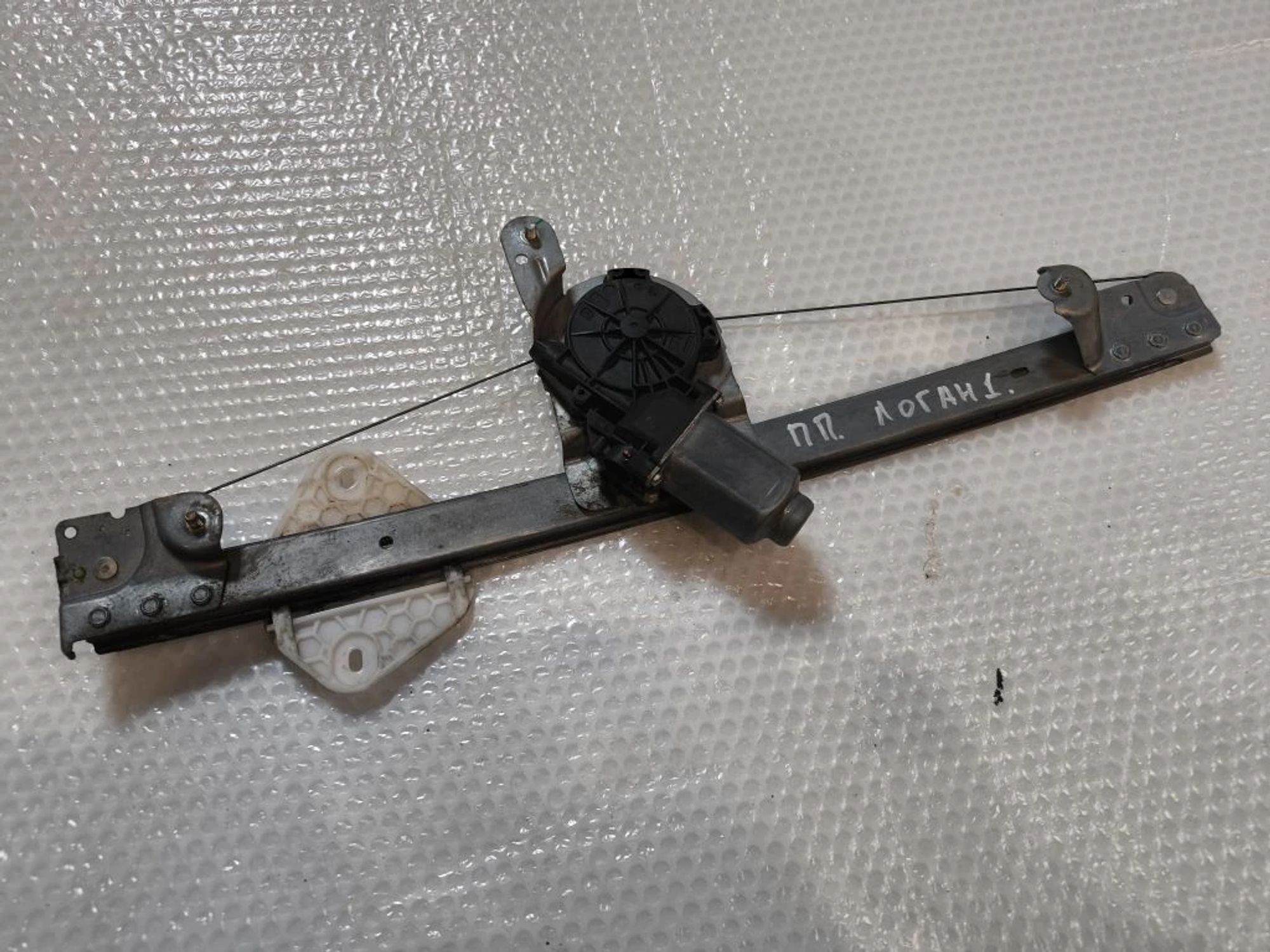 https://ycs.partsauto.market/partsauto-images/thmbs/userImages/d89d66a30f14dbad161fb7a986aa0fe5/part/cb02bb1e-b8cb-4ffc-8ab5-3de8a71b81f3_1777368546211.jpg