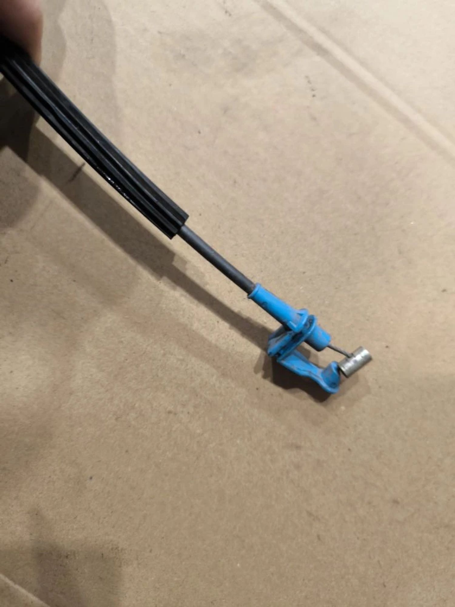 https://ycs.partsauto.market/partsauto-images/thmbs/userImages/d89d66a30f14dbad161fb7a986aa0fe5/part/cd53c729-2433-40ca-957b-469b7b71e807_1776922665654.jpg