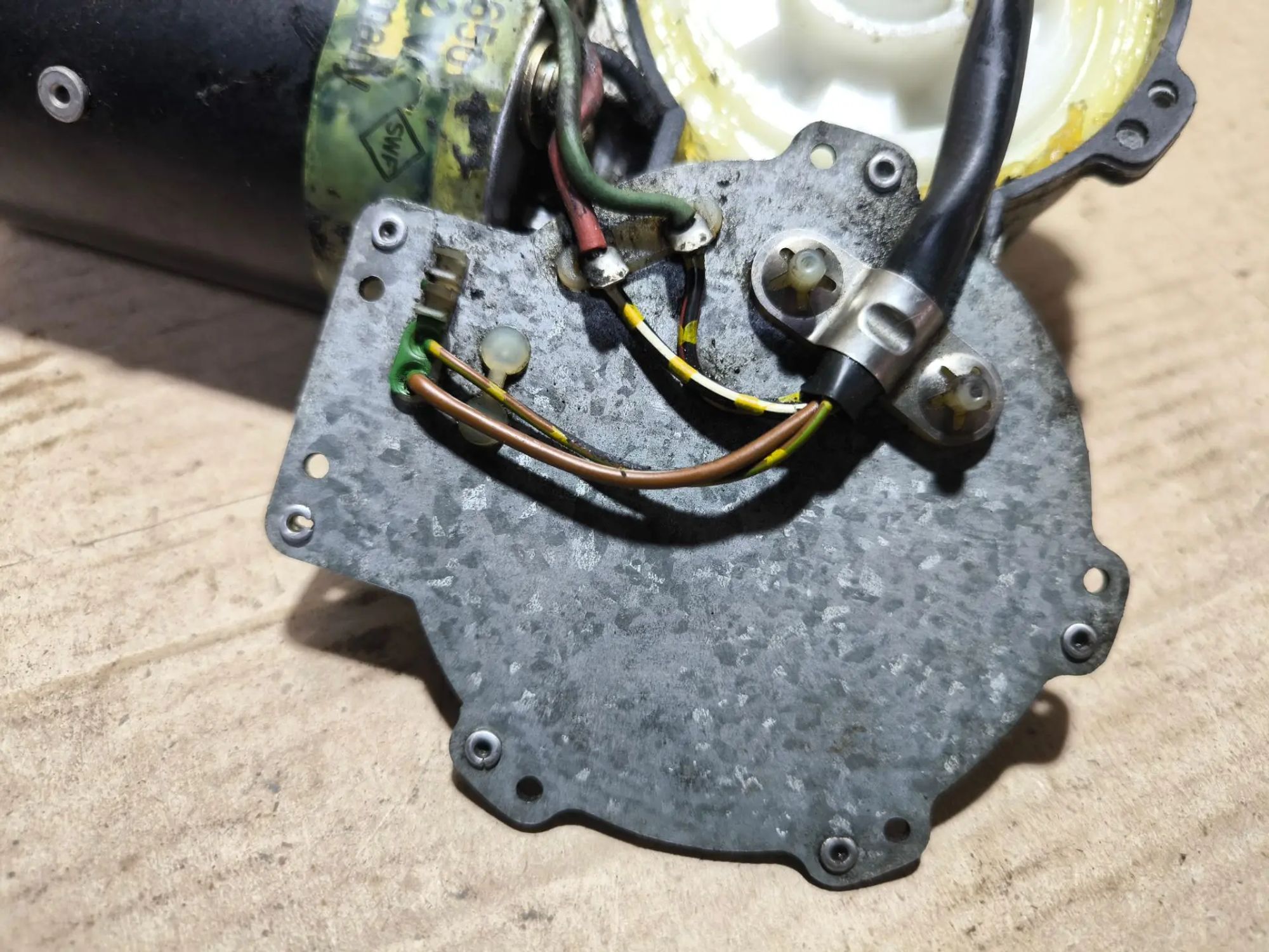 https://ycs.partsauto.market/partsauto-images/thmbs/userImages/d89d66a30f14dbad161fb7a986aa0fe5/part/ce7b1c1c-ac28-4e67-a605-8155bada982b_1783521527054.jpg