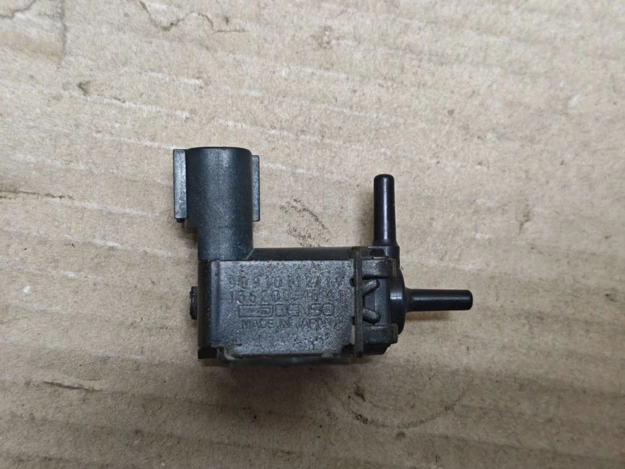 https://ycs.partsauto.market/partsauto-images/thmbs/userImages/d89d66a30f14dbad161fb7a986aa0fe5/part/cf3e1c1d-8b84-4238-8fbc-669cdfc696c2_1770186325438.jpg