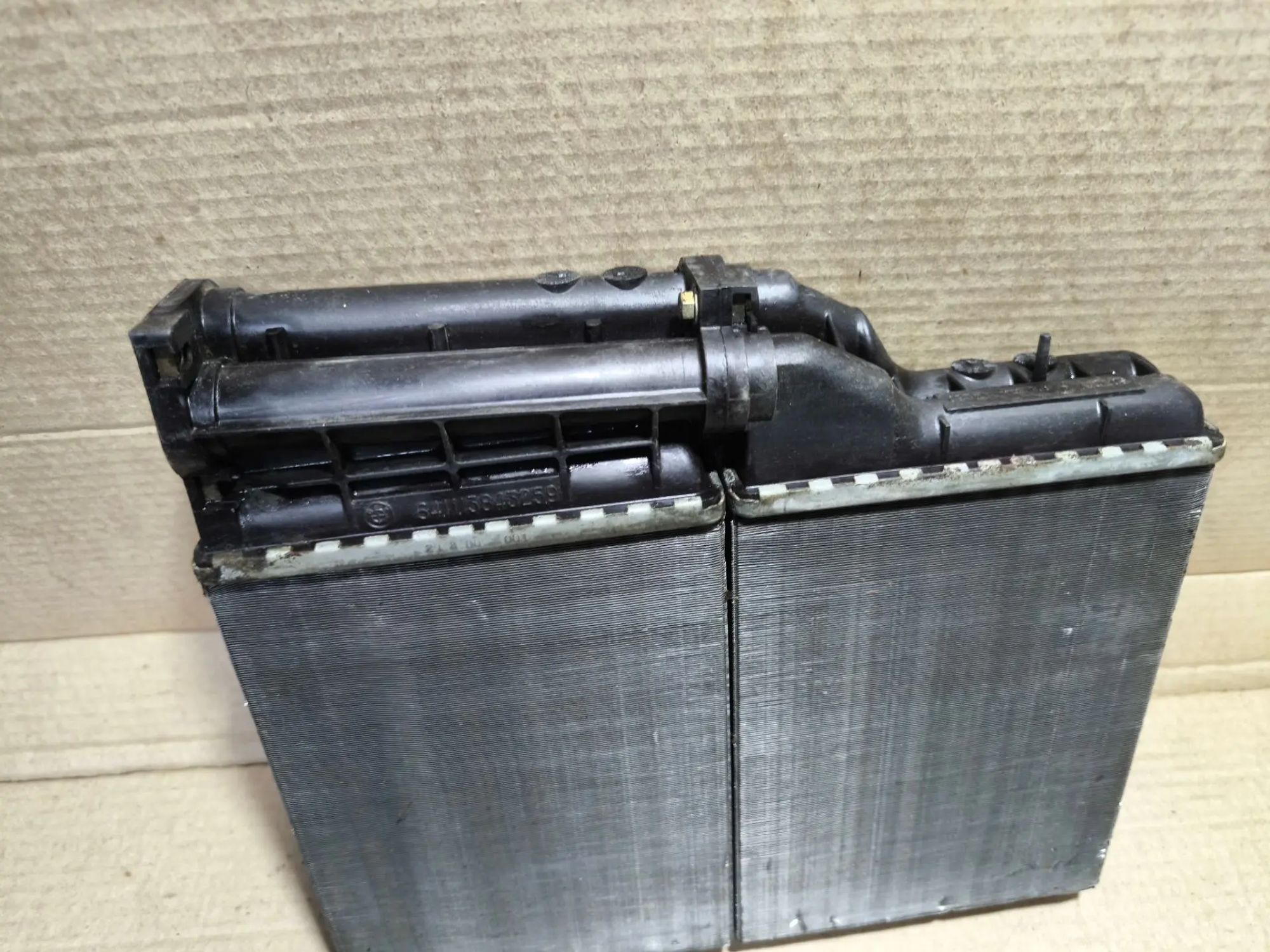 https://ycs.partsauto.market/partsauto-images/thmbs/userImages/d89d66a30f14dbad161fb7a986aa0fe5/part/cf73c0cf-63a7-4277-a38f-b087c3753e05_1781801539452.jpg