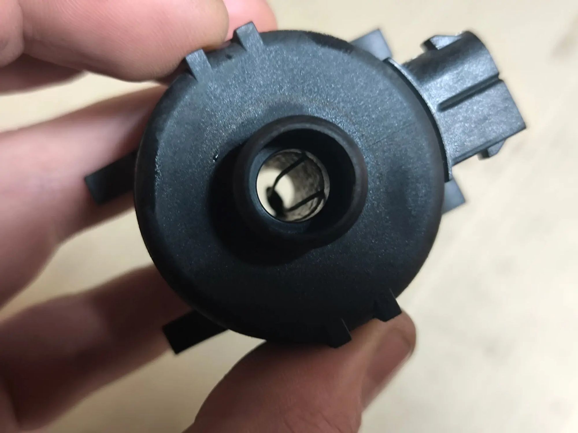 https://ycs.partsauto.market/partsauto-images/thmbs/userImages/d89d66a30f14dbad161fb7a986aa0fe5/part/cfb0d02a-c05a-4478-b842-9df794e2445f_1781697775788.jpg
