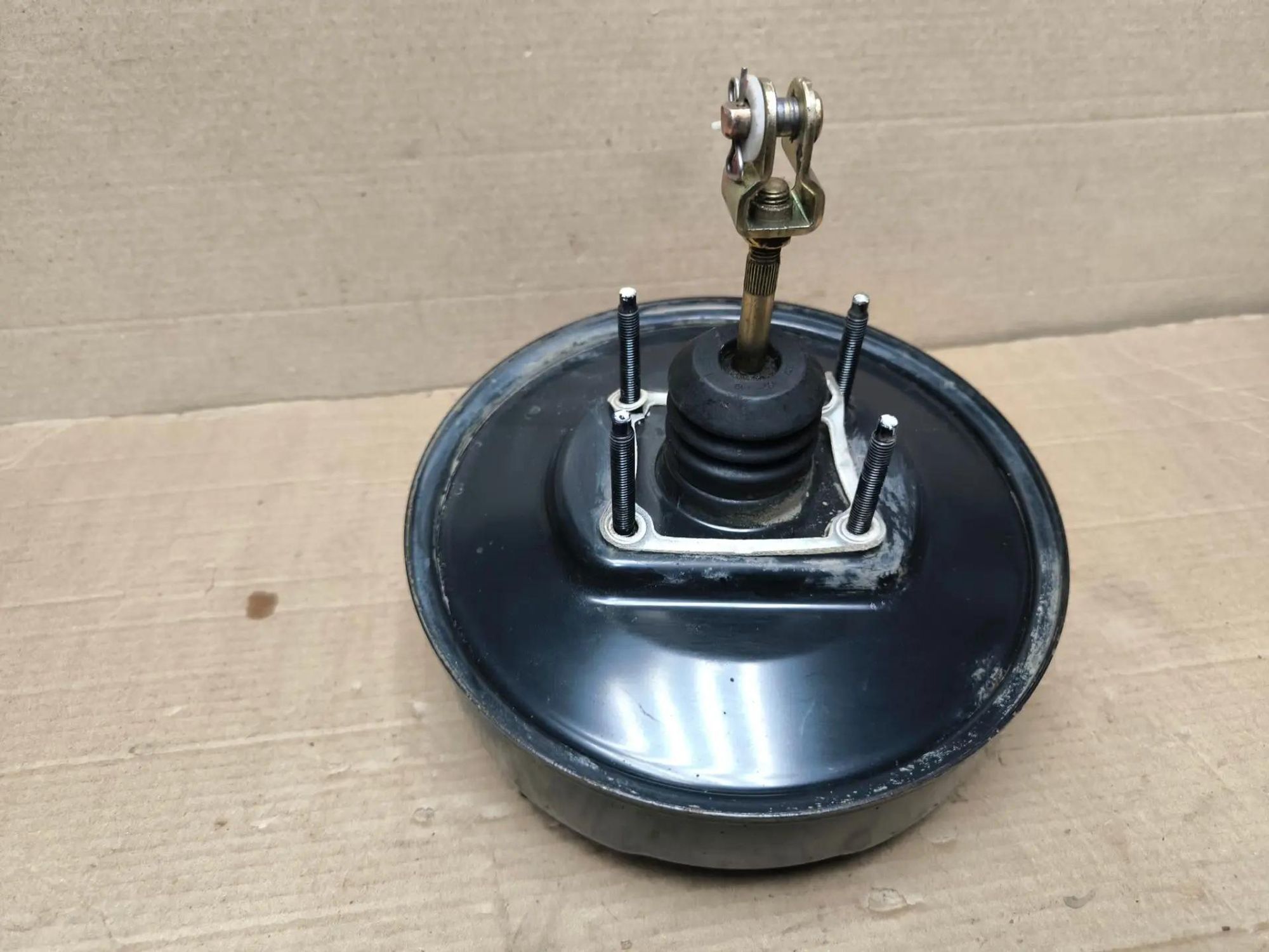 https://ycs.partsauto.market/partsauto-images/thmbs/userImages/d89d66a30f14dbad161fb7a986aa0fe5/part/d05be0ef-6f23-47c9-91f6-cb34f7834842_1786885268298.jpg