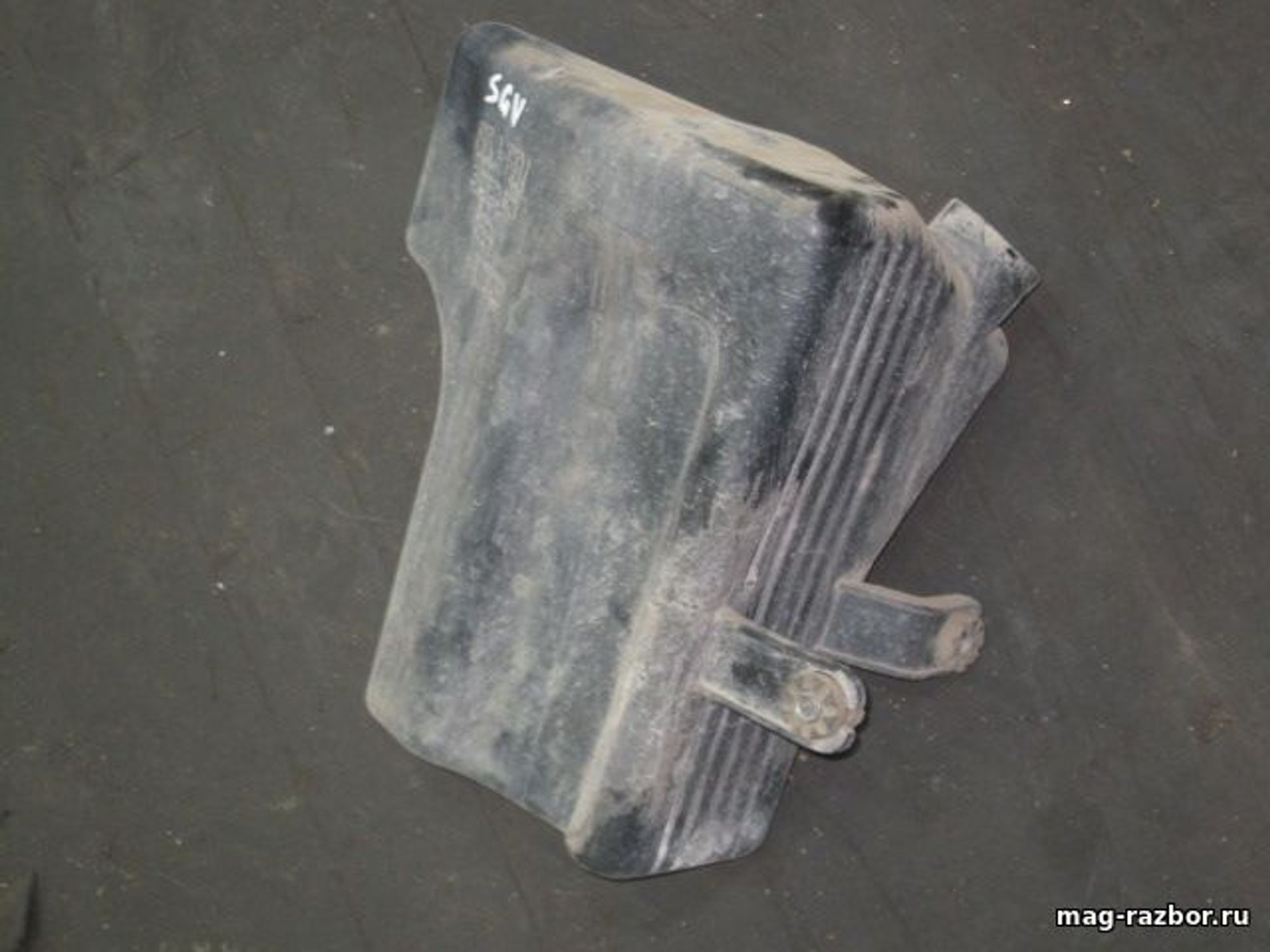 https://ycs.partsauto.market/partsauto-images/thmbs/userImages/d89d66a30f14dbad161fb7a986aa0fe5/part/d0953252-16d2-47b4-aa5f-368b6526a654_1699946595434.jpg