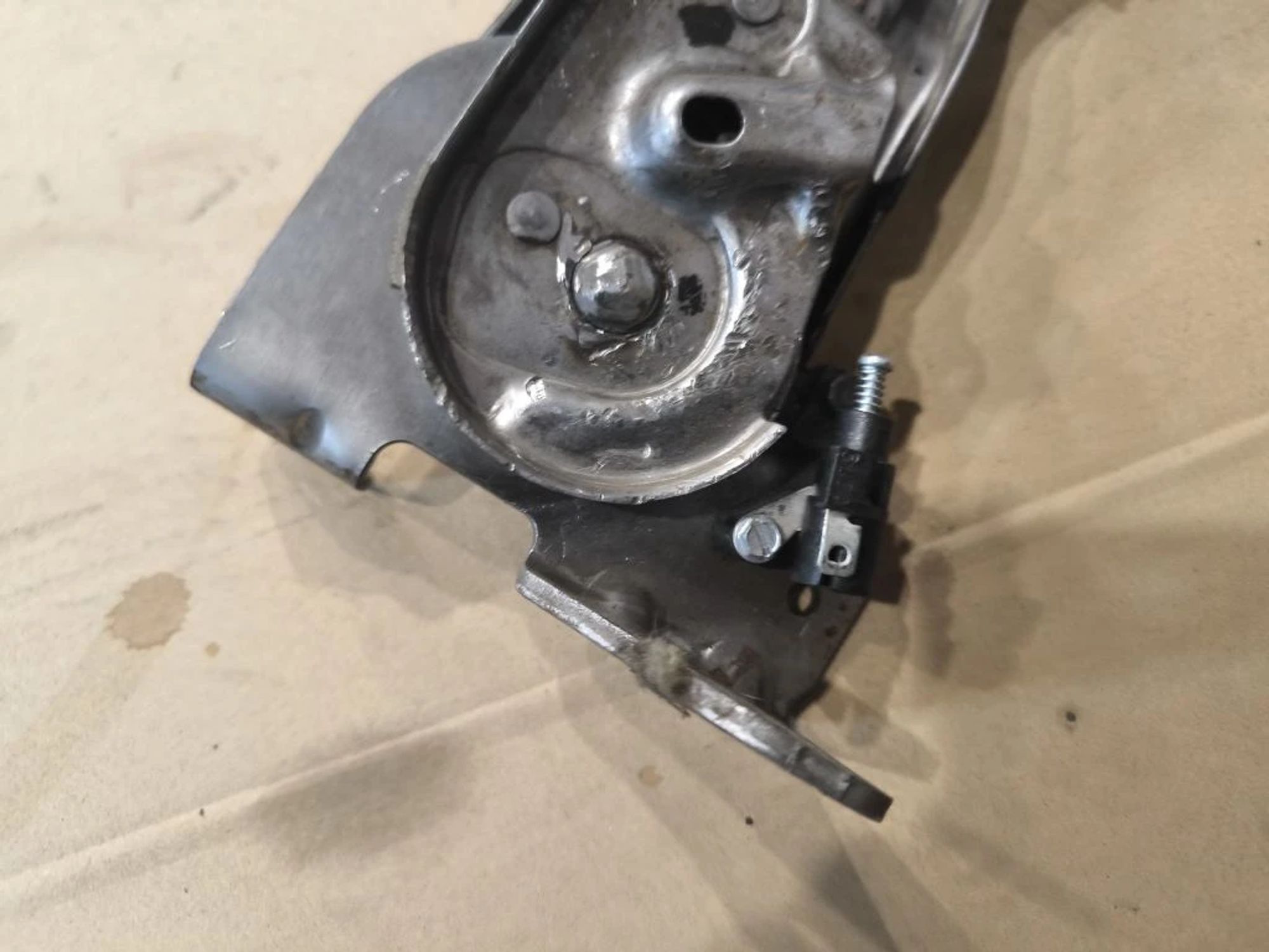 https://ycs.partsauto.market/partsauto-images/thmbs/userImages/d89d66a30f14dbad161fb7a986aa0fe5/part/d1668179-c281-4c68-a29d-2e955bbb5eda_1776751396934.jpg