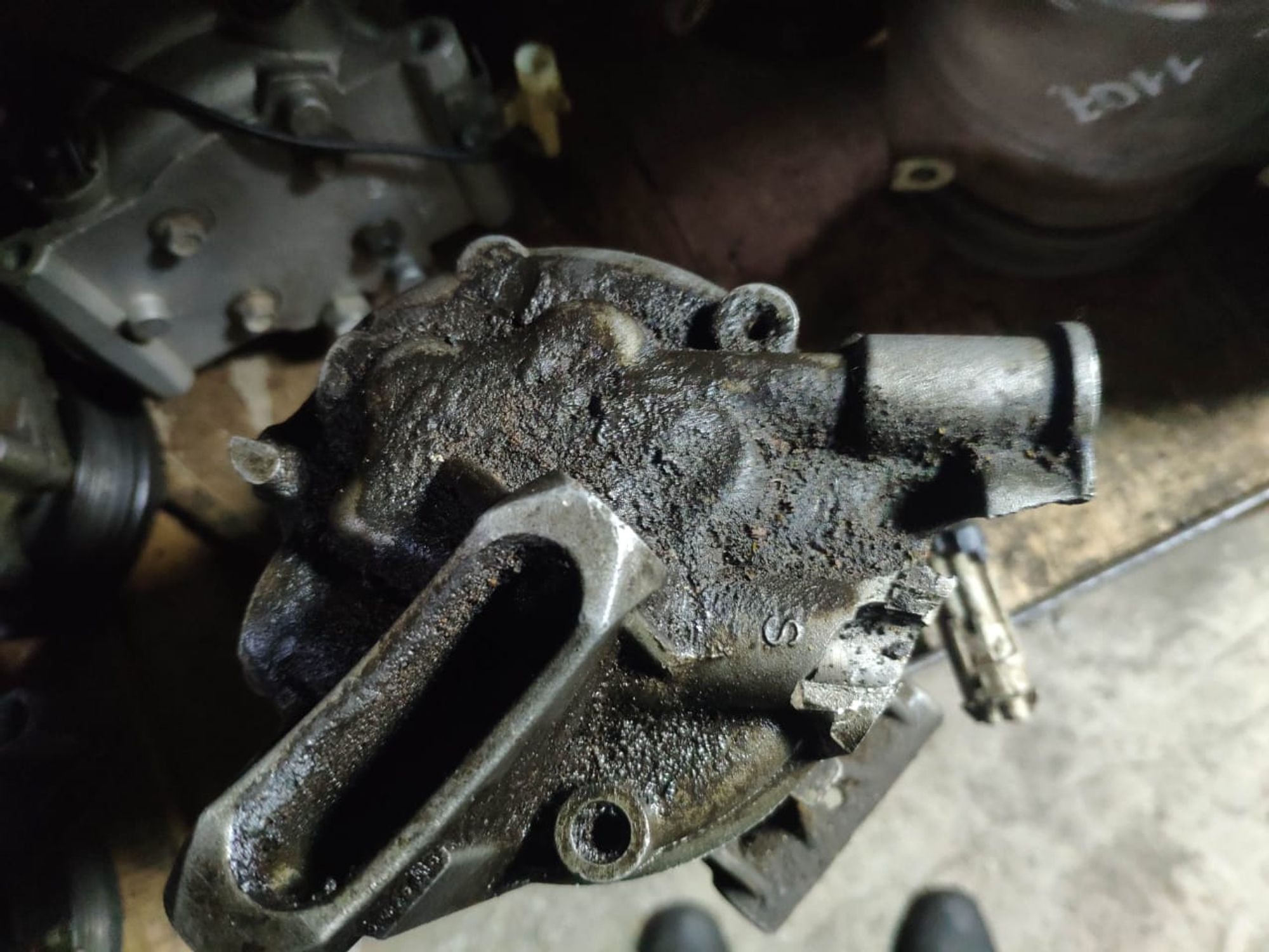https://ycs.partsauto.market/partsauto-images/thmbs/userImages/d89d66a30f14dbad161fb7a986aa0fe5/part/d1eb0d85-dfad-4731-88f8-e2b1b296c537_1719817804621.jpg
