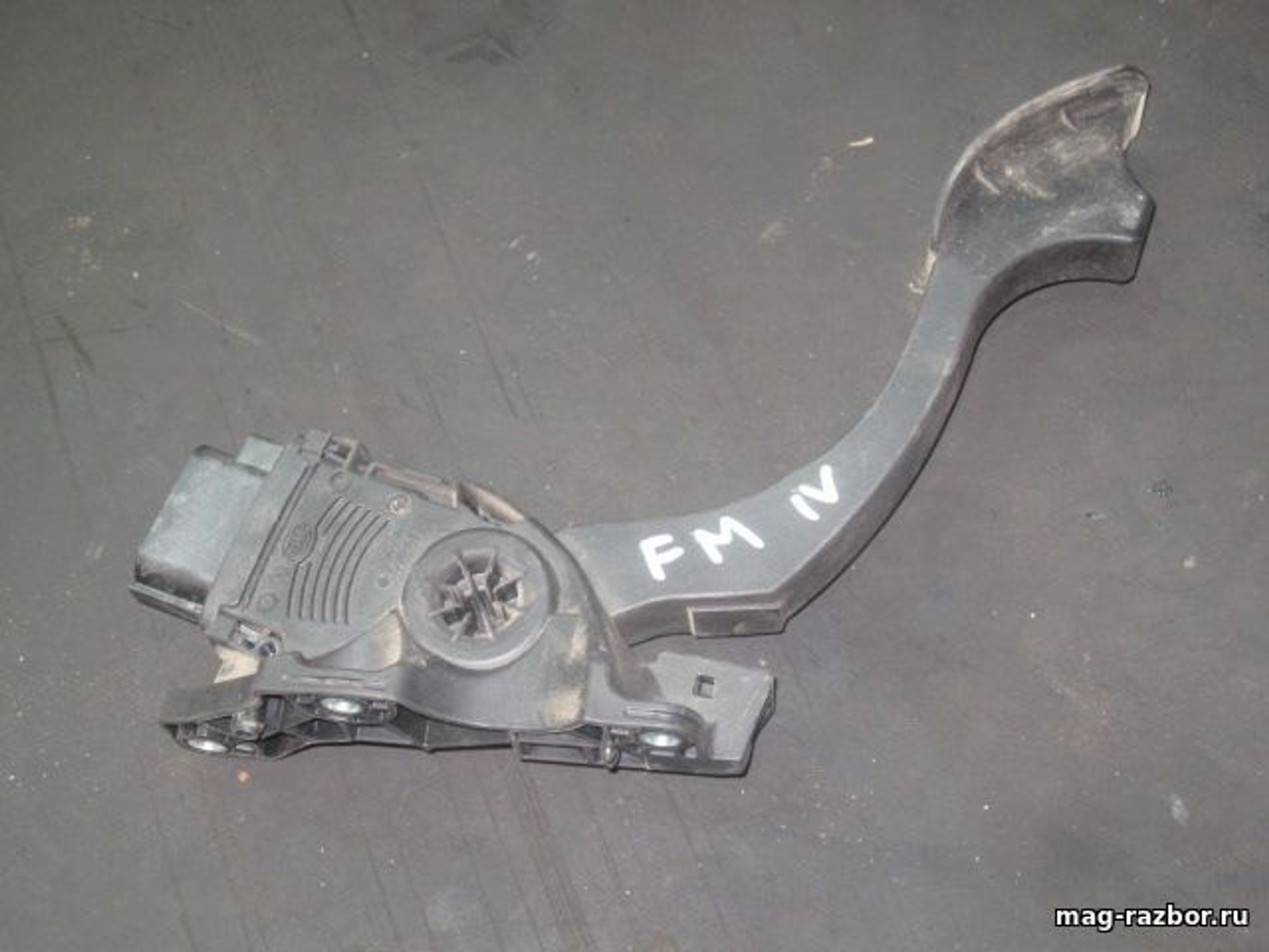 https://ycs.partsauto.market/partsauto-images/thmbs/userImages/d89d66a30f14dbad161fb7a986aa0fe5/part/d2278e8a-8370-4498-a474-786d07e168dd_1696834763531.jpg