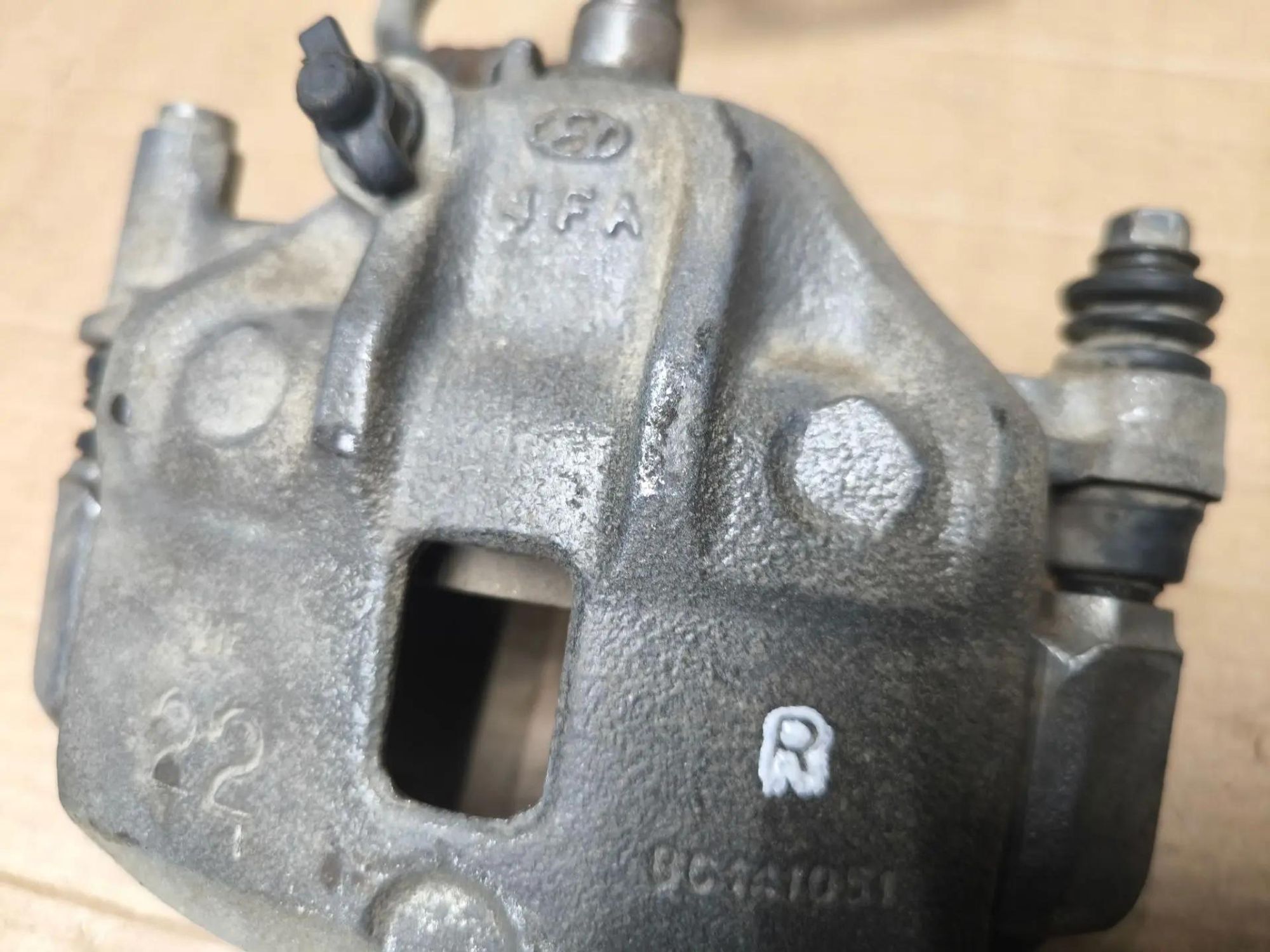 https://ycs.partsauto.market/partsauto-images/thmbs/userImages/d89d66a30f14dbad161fb7a986aa0fe5/part/d2cf57ed-c341-409b-8fb2-6c5cd6670283_1786424213191.jpg