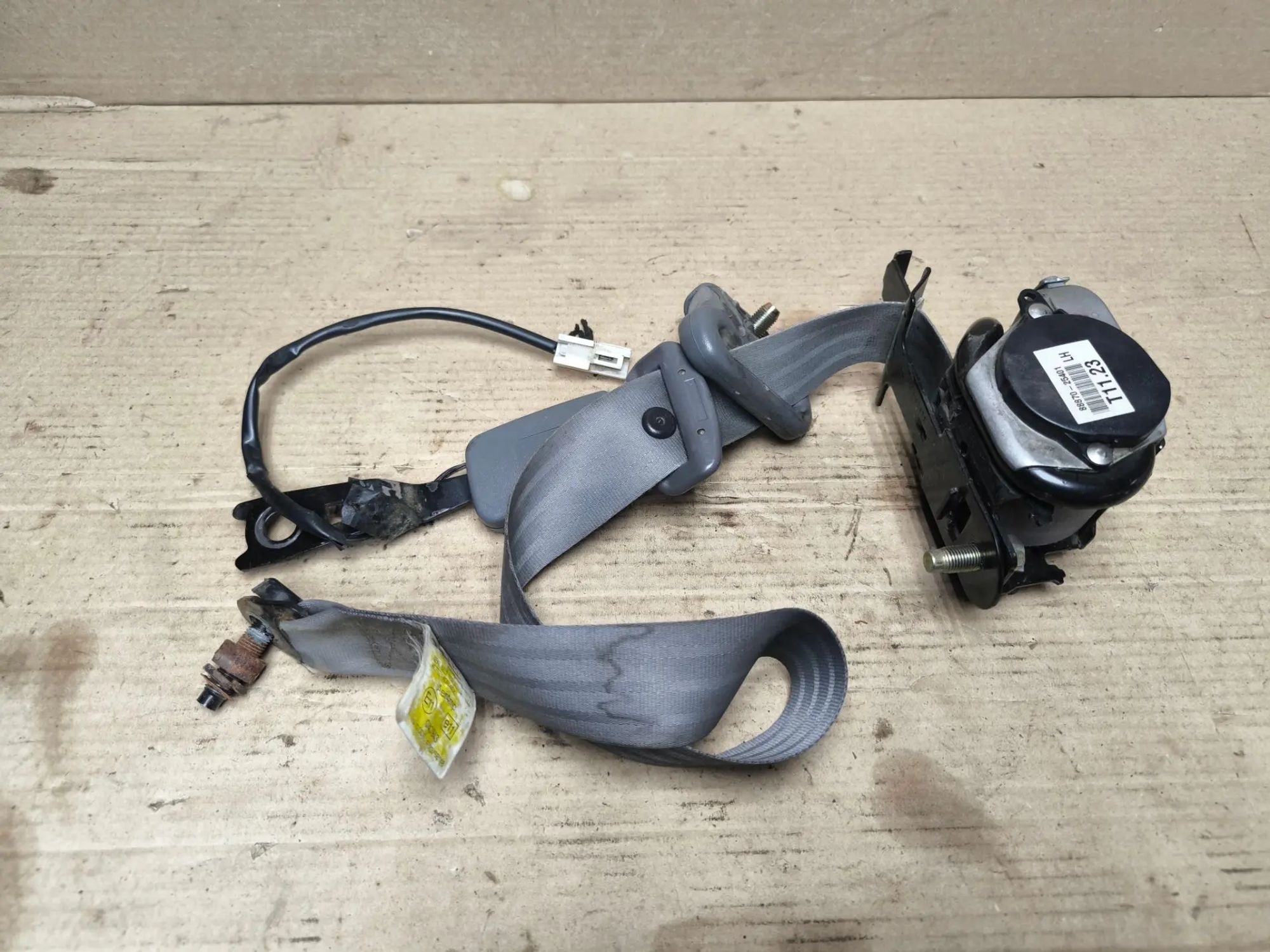 https://ycs.partsauto.market/partsauto-images/thmbs/userImages/d89d66a30f14dbad161fb7a986aa0fe5/part/d2e12c1a-cdcf-45df-b2fc-e0d679069696_1784697506304.jpg