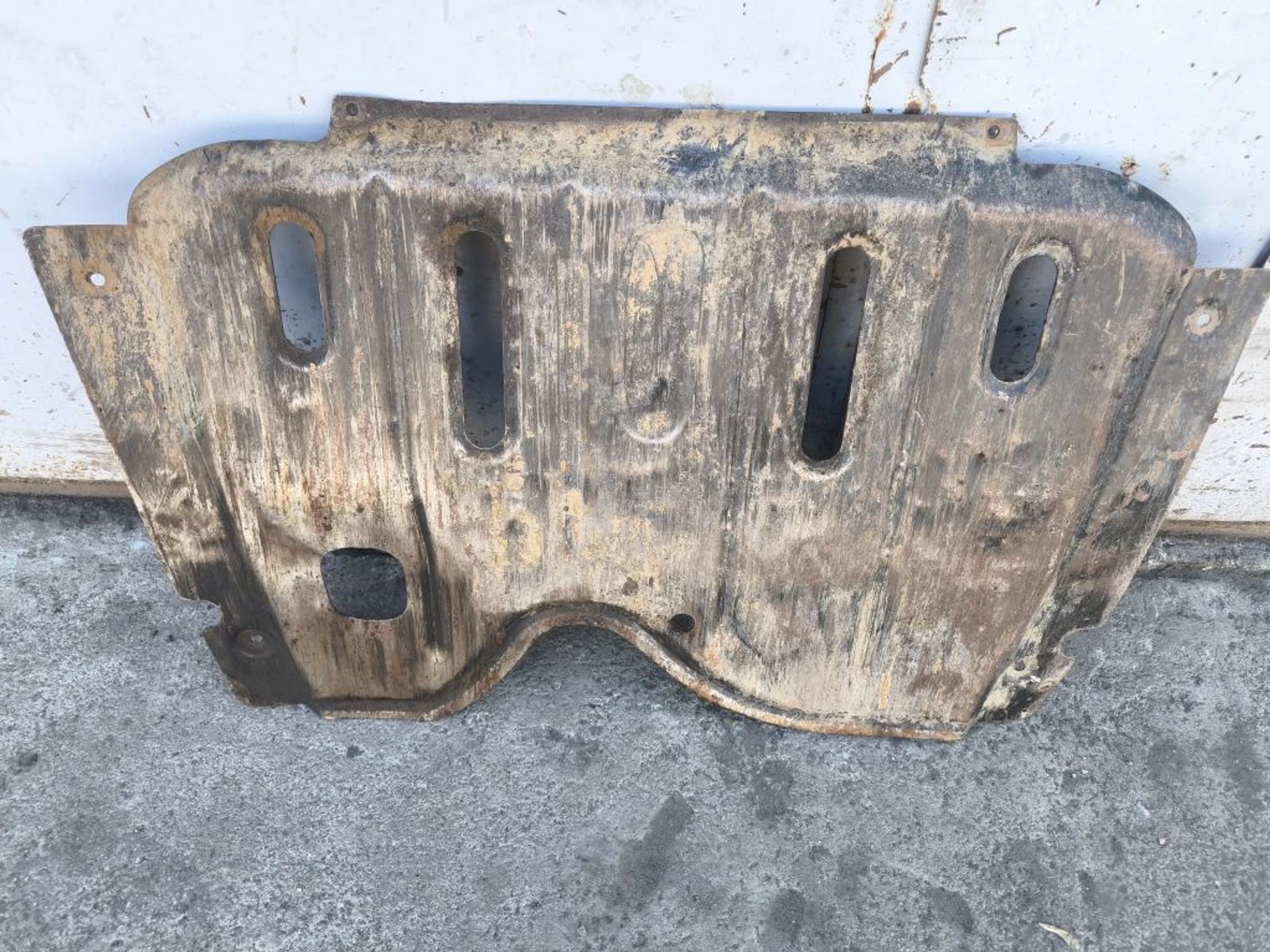 https://ycs.partsauto.market/partsauto-images/thmbs/userImages/d89d66a30f14dbad161fb7a986aa0fe5/part/d391850f-3812-416e-b69d-6aab4112e73e_1776405942441.jpg