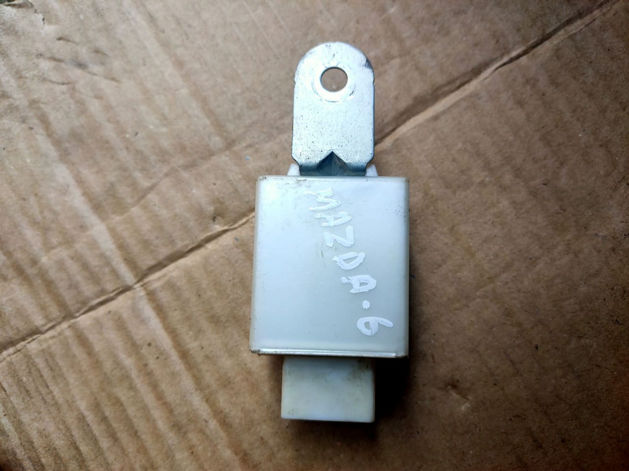 https://ycs.partsauto.market/partsauto-images/thmbs/userImages/d89d66a30f14dbad161fb7a986aa0fe5/part/d41c81ac-45ca-4385-ae52-985b48f97c6d_1718714556552.jpg