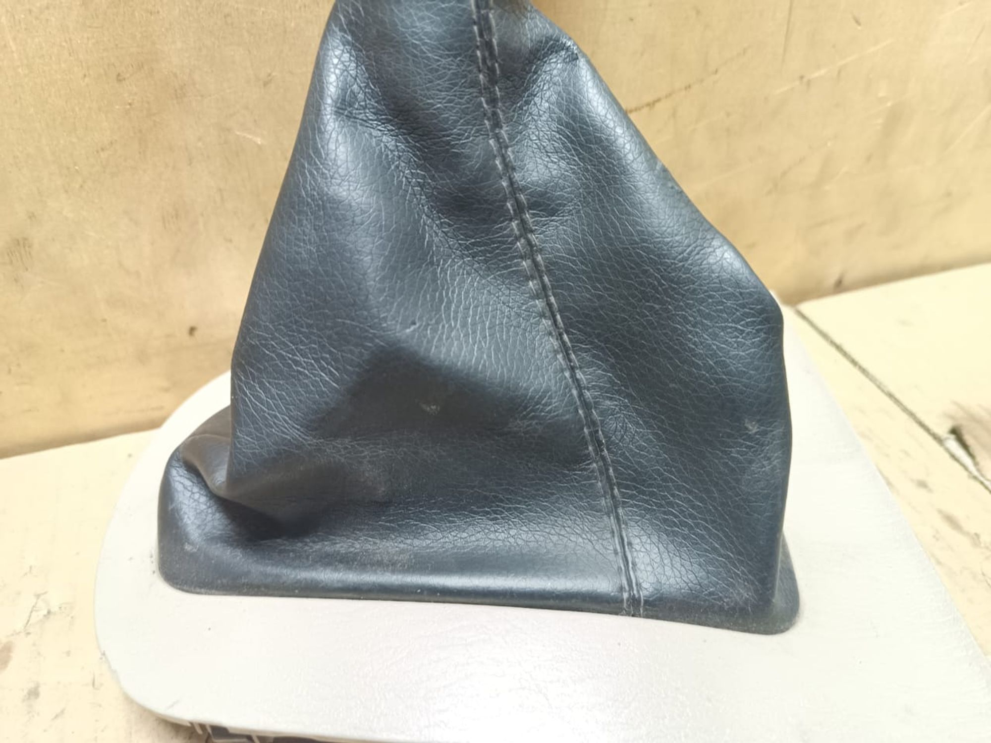 https://ycs.partsauto.market/partsauto-images/thmbs/userImages/d89d66a30f14dbad161fb7a986aa0fe5/part/d4e0bb9d-4850-4b22-b31d-abf8ef0798c9_1740112999031.jpg