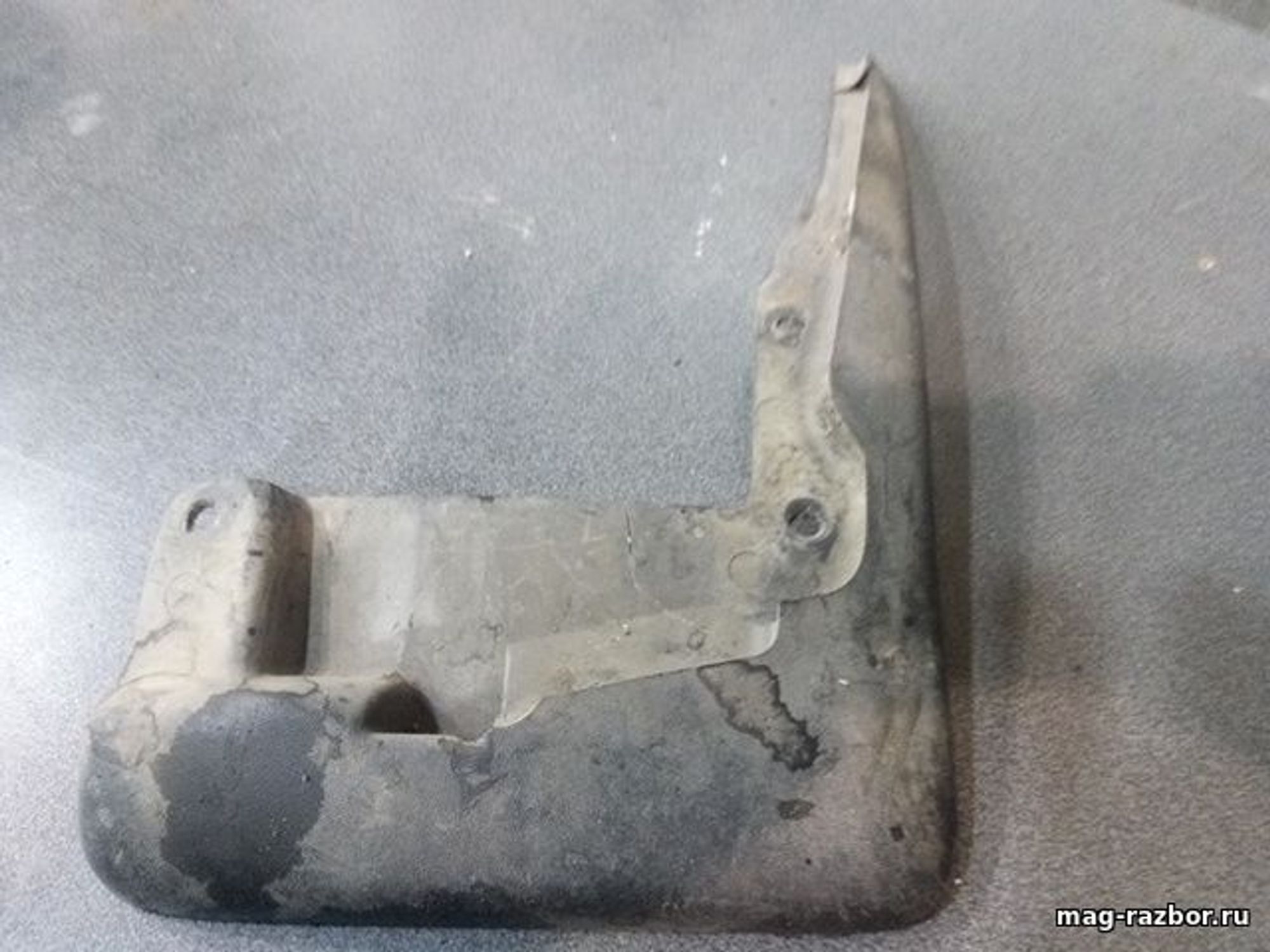 https://ycs.partsauto.market/partsauto-images/thmbs/userImages/d89d66a30f14dbad161fb7a986aa0fe5/part/d555f288-ad33-443f-b039-0c91d3406033_1720693551523.jpg