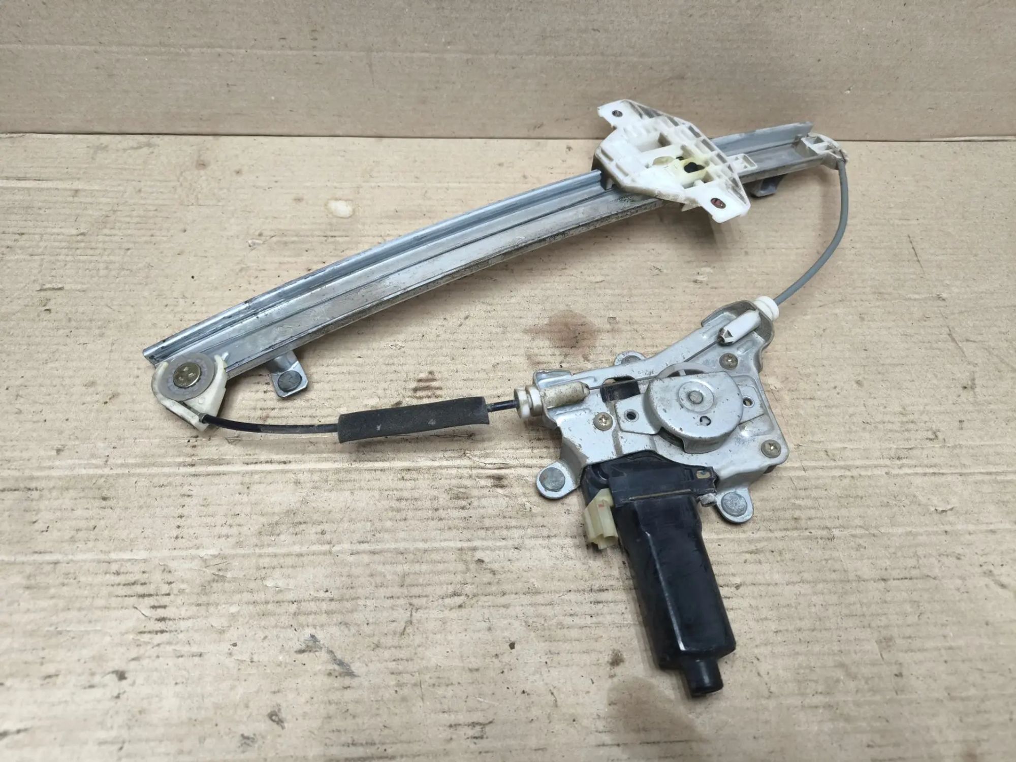 https://ycs.partsauto.market/partsauto-images/thmbs/userImages/d89d66a30f14dbad161fb7a986aa0fe5/part/d61ef3f5-3f6d-42b8-945e-afcd8da82552_1784439134103.jpg