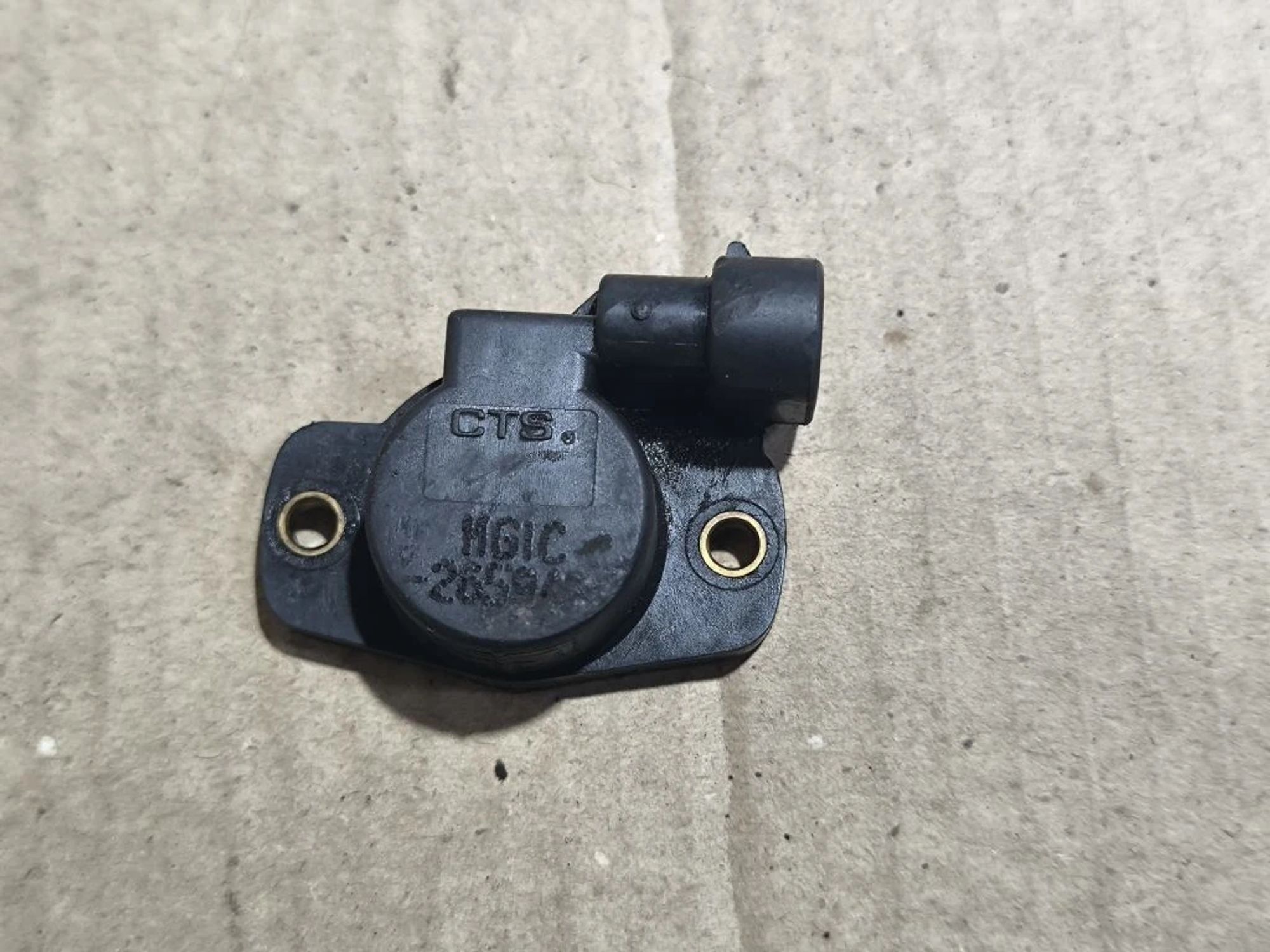 https://ycs.partsauto.market/partsauto-images/thmbs/userImages/d89d66a30f14dbad161fb7a986aa0fe5/part/d7487a21-48e8-495e-a194-79bb77153e26_1781073705481.jpg