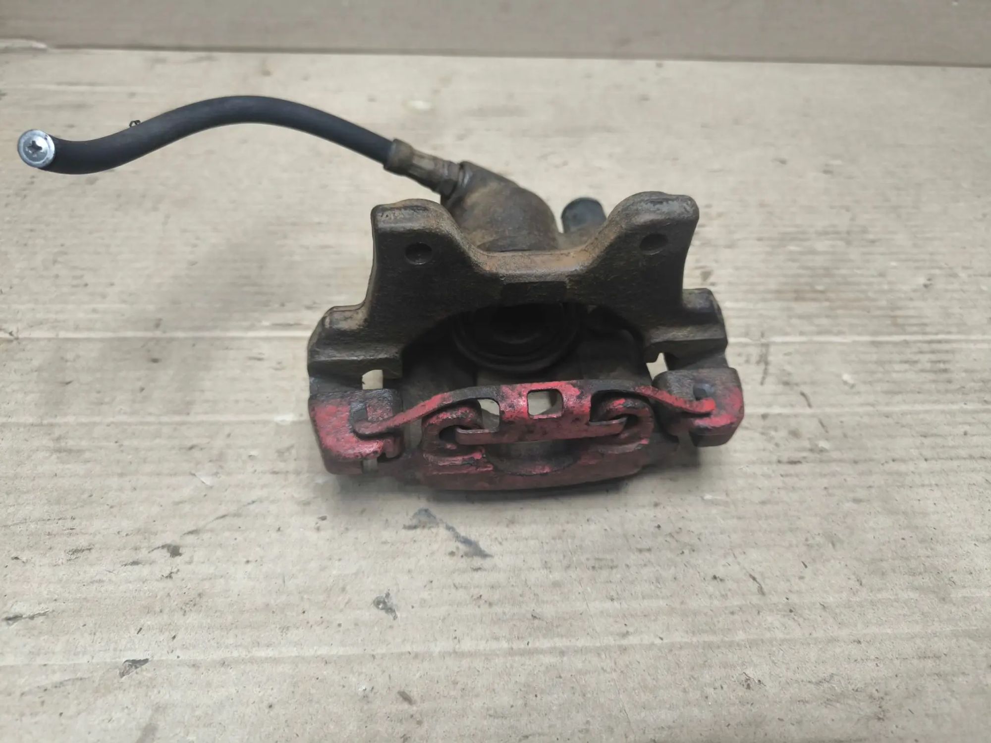 https://ycs.partsauto.market/partsauto-images/thmbs/userImages/d89d66a30f14dbad161fb7a986aa0fe5/part/d77a5e55-03a7-45dc-98bd-3707dd405549_1783525770851.jpg