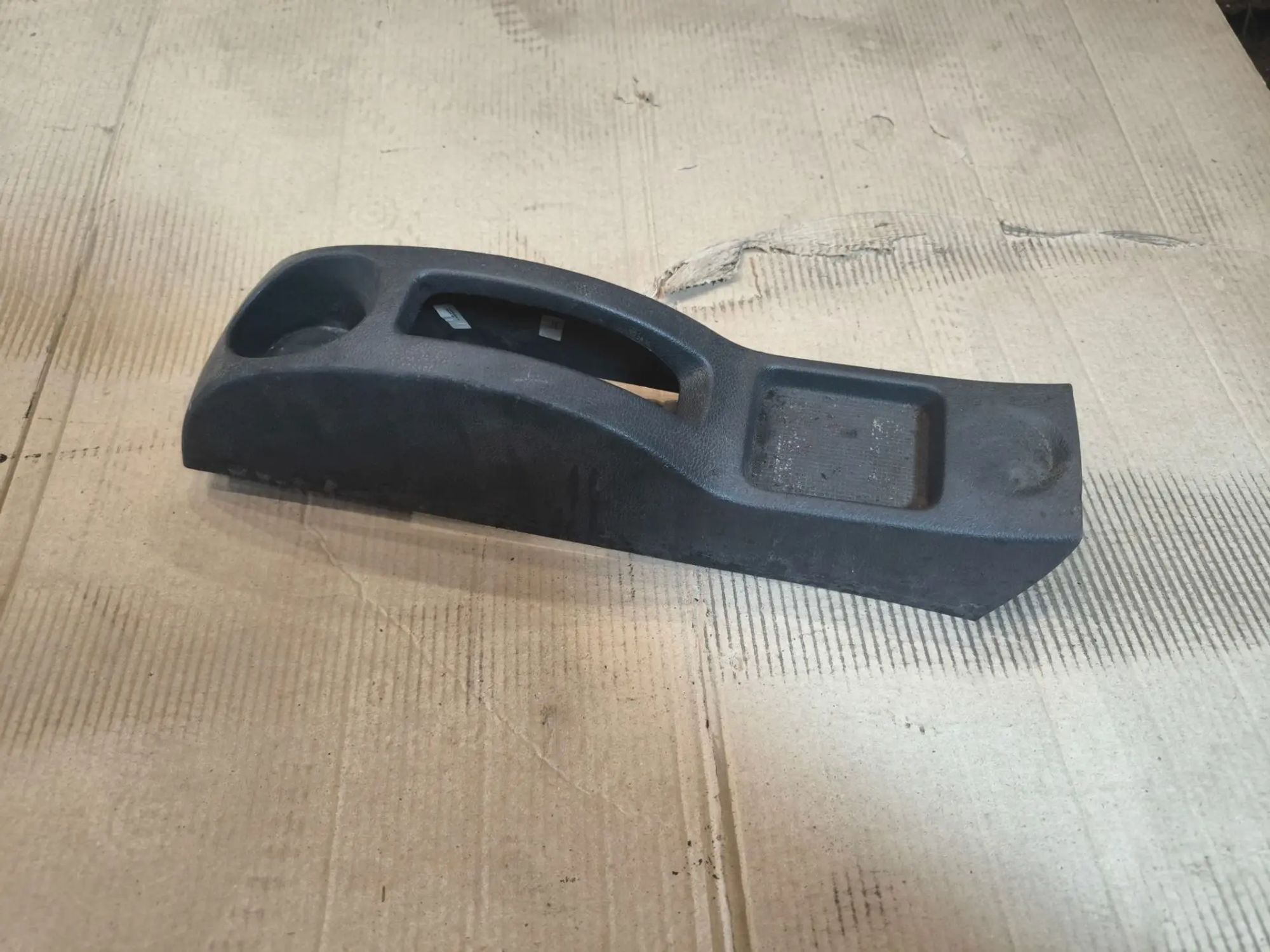 https://ycs.partsauto.market/partsauto-images/thmbs/userImages/d89d66a30f14dbad161fb7a986aa0fe5/part/d7b910a8-ba38-465a-9f9c-ecfd2f90aa18_1781672735399.jpg