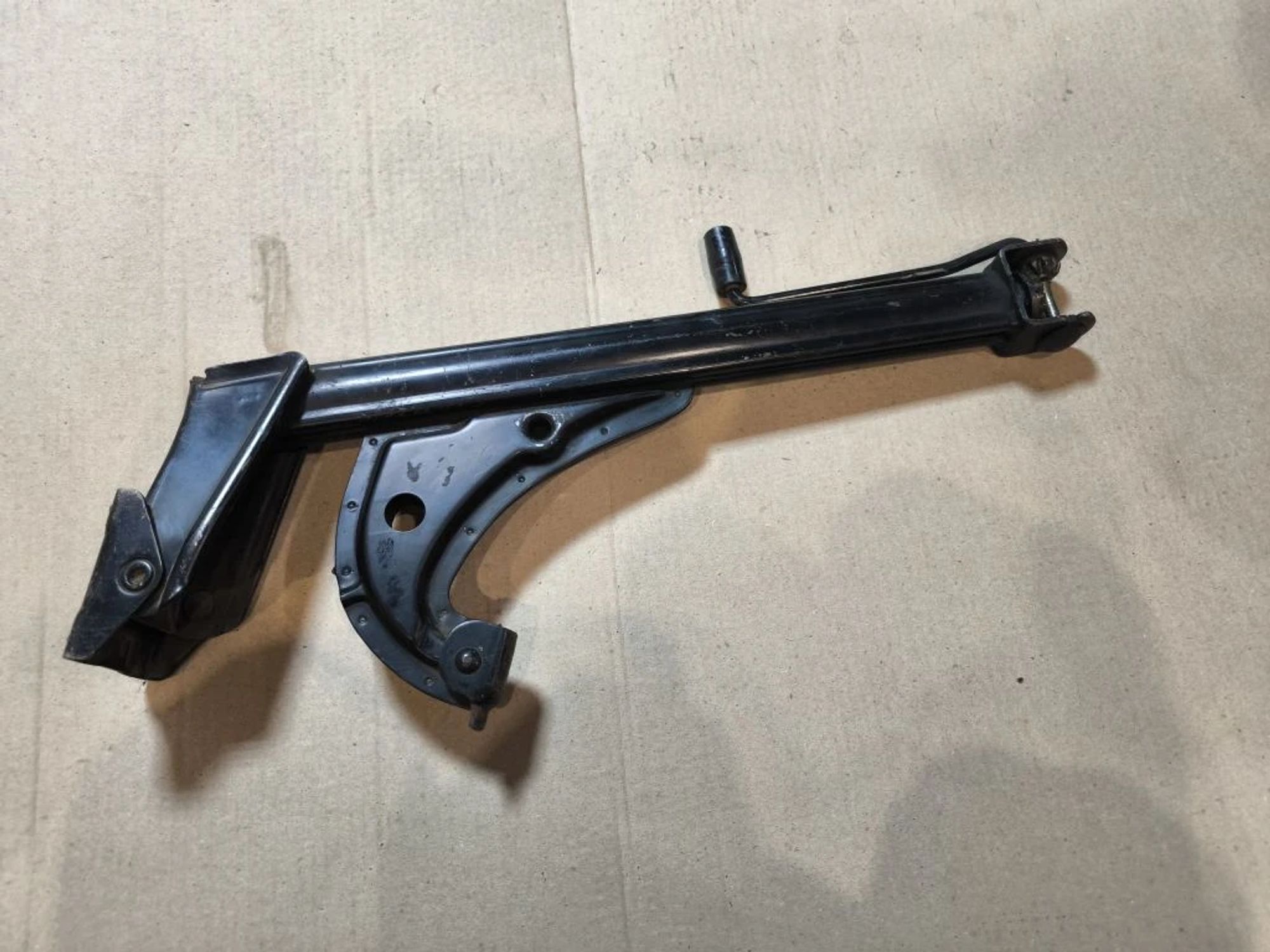 https://ycs.partsauto.market/partsauto-images/thmbs/userImages/d89d66a30f14dbad161fb7a986aa0fe5/part/d8e2b9f9-1f35-44d1-8020-a01a84ee6416_1780571535208.jpg