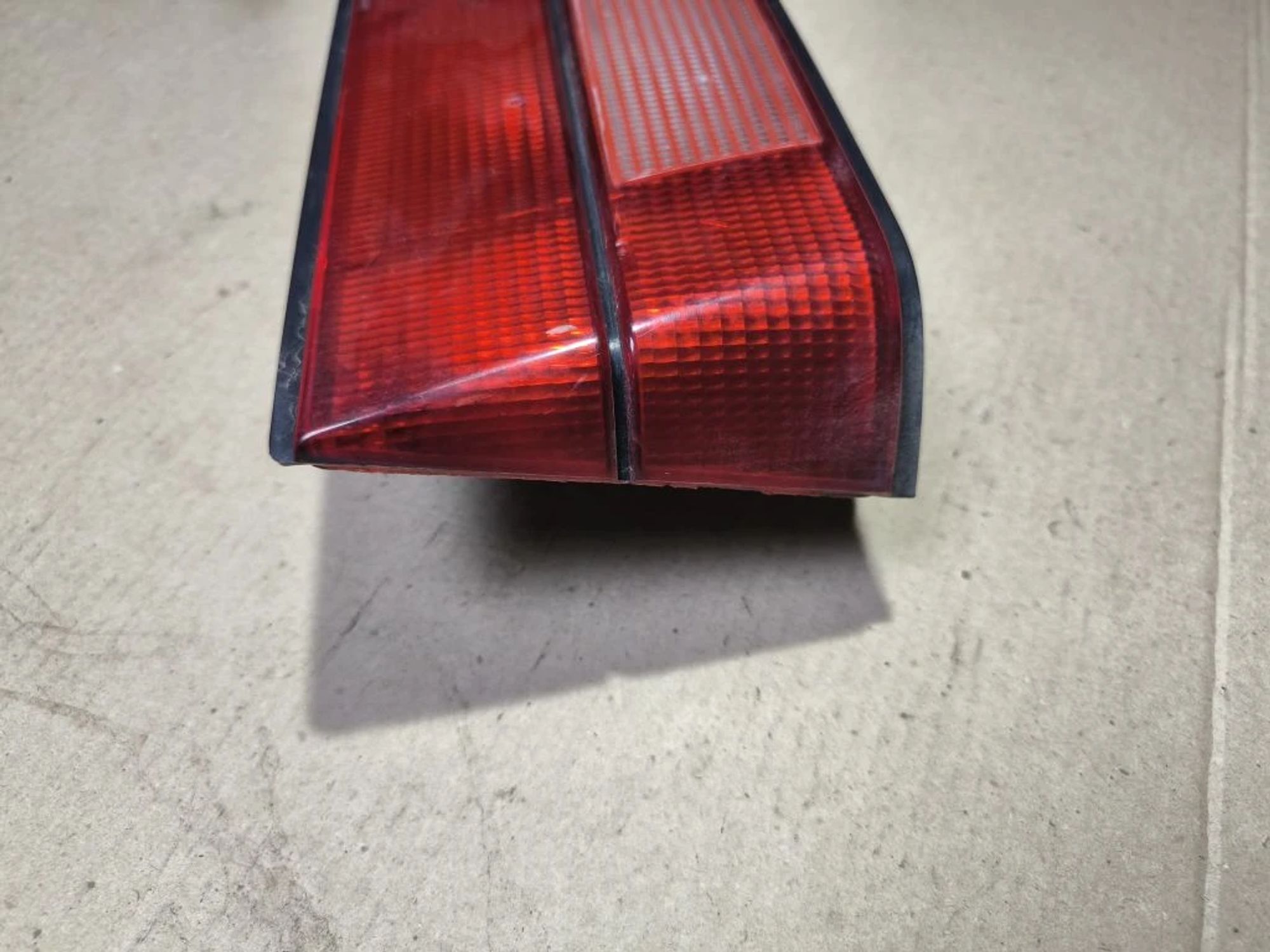 https://ycs.partsauto.market/partsauto-images/thmbs/userImages/d89d66a30f14dbad161fb7a986aa0fe5/part/d90acefd-a6ec-42b5-942e-f5f12f5c33f3_1780571794380.jpg