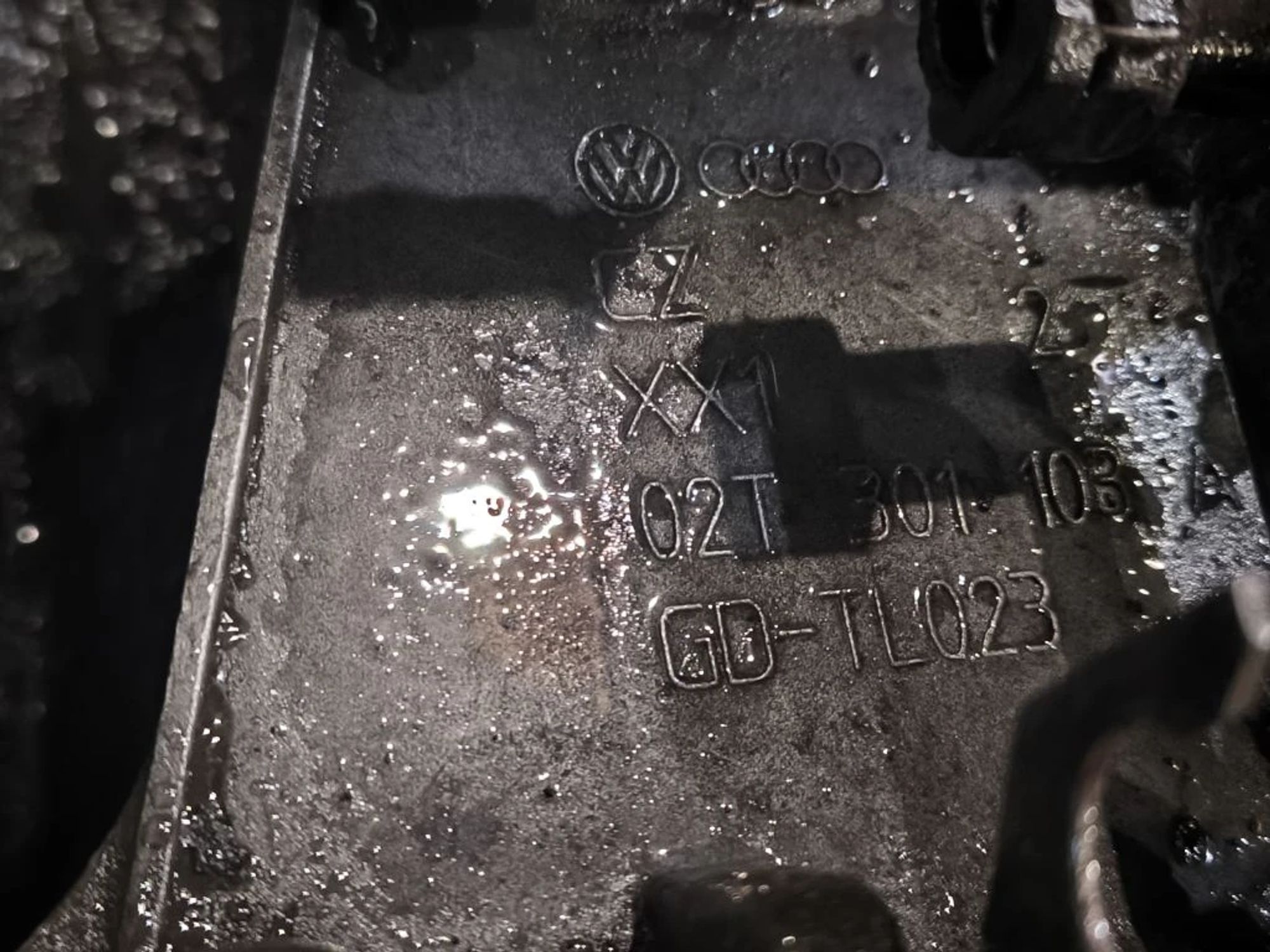 https://ycs.partsauto.market/partsauto-images/thmbs/userImages/d89d66a30f14dbad161fb7a986aa0fe5/part/d9fb94e3-b332-4561-998a-92389ae0ad14_1777286896357.jpg