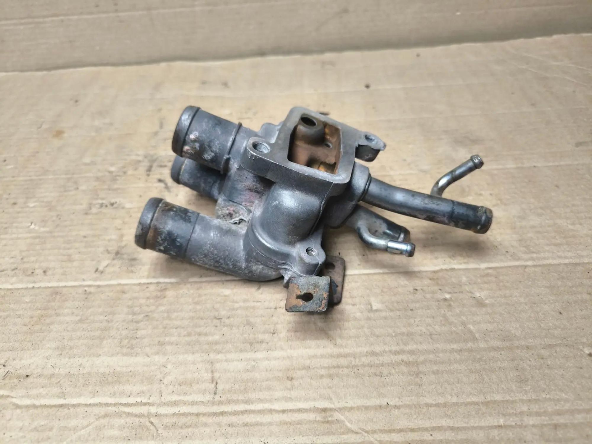 https://ycs.partsauto.market/partsauto-images/thmbs/userImages/d89d66a30f14dbad161fb7a986aa0fe5/part/da6602f1-280f-4038-8435-367f0d9a4941_1787032705961.jpg