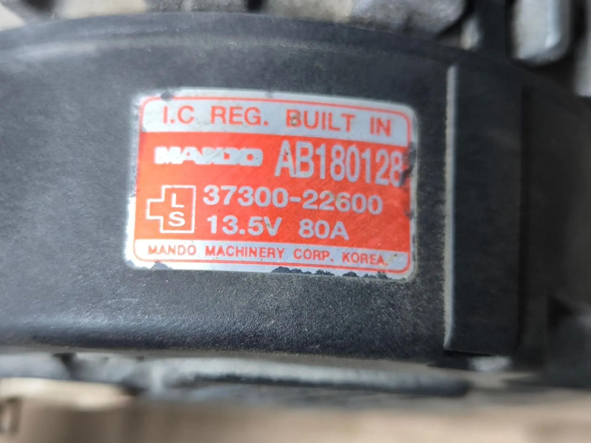 https://ycs.partsauto.market/partsauto-images/thmbs/userImages/d89d66a30f14dbad161fb7a986aa0fe5/part/db68c318-aa67-4118-b6ae-12251a9a9d7a_1786118853099.jpg