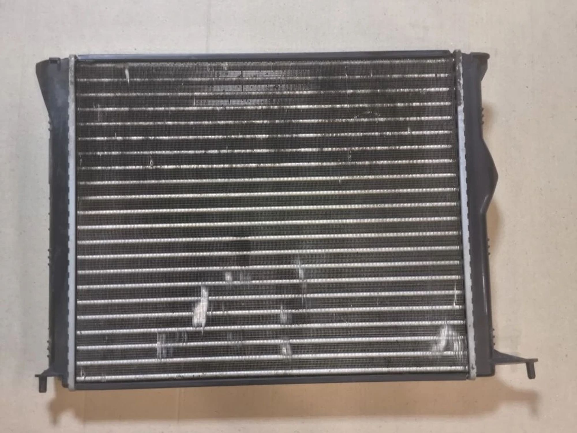 https://ycs.partsauto.market/partsauto-images/thmbs/userImages/d89d66a30f14dbad161fb7a986aa0fe5/part/de128d8a-9499-48e8-880b-23c061bcb3d9_1779946350132.jpg