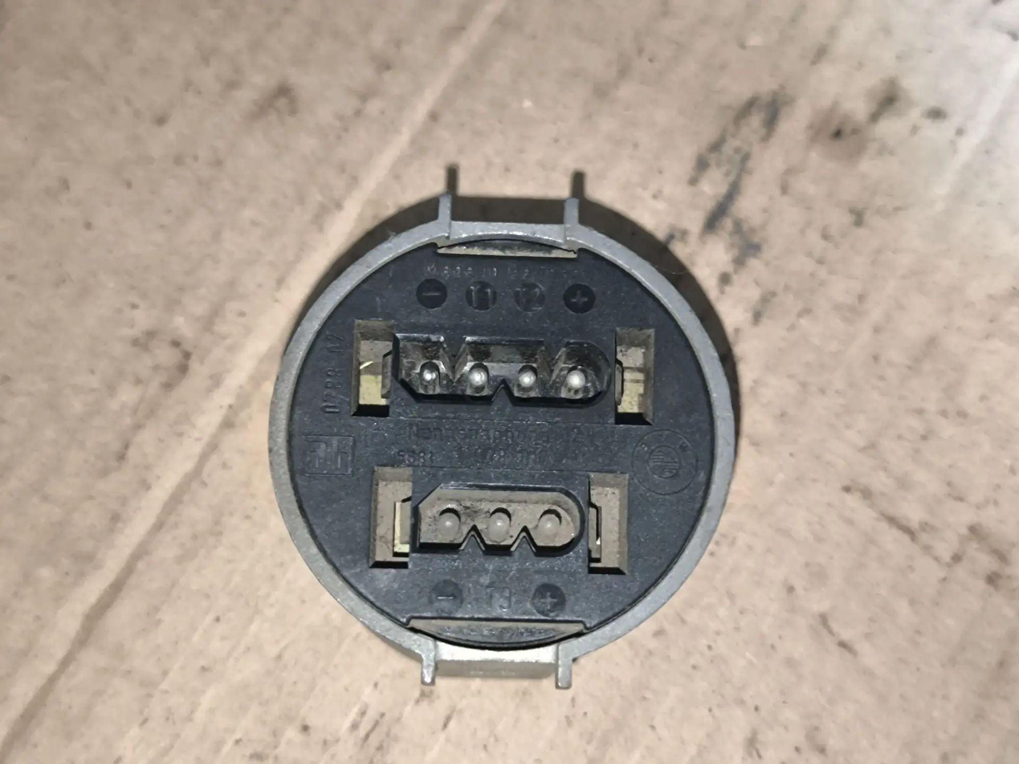 https://ycs.partsauto.market/partsauto-images/thmbs/userImages/d89d66a30f14dbad161fb7a986aa0fe5/part/de1ca8f2-6637-41fe-bc21-17451c1648bb_1781678093891.jpg