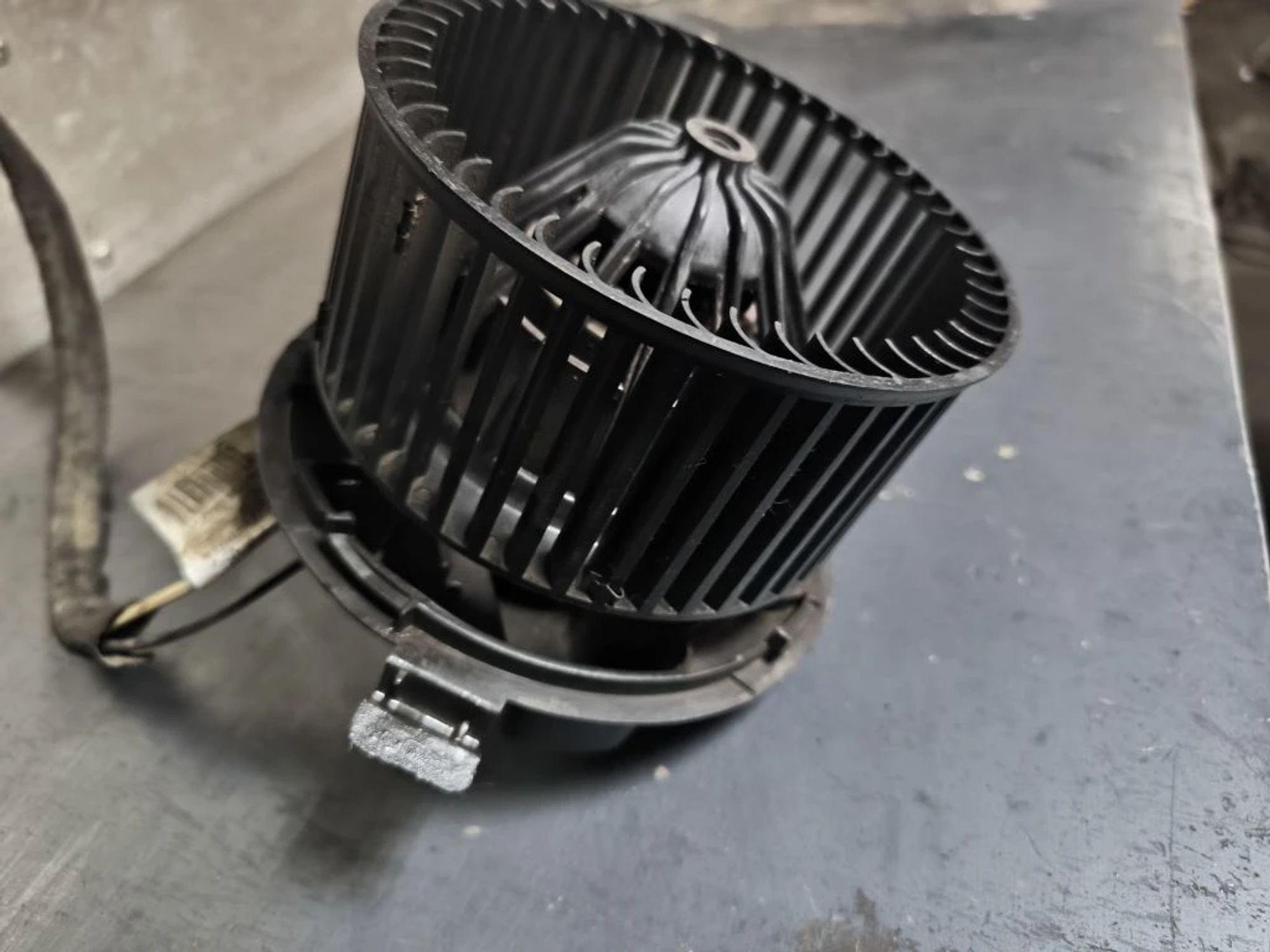 https://ycs.partsauto.market/partsauto-images/thmbs/userImages/d89d66a30f14dbad161fb7a986aa0fe5/part/def0e485-964e-4112-a973-108fa77f6936_1780231995554.jpg