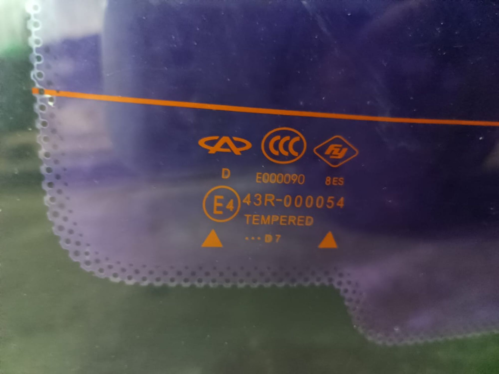 https://ycs.partsauto.market/partsauto-images/thmbs/userImages/d89d66a30f14dbad161fb7a986aa0fe5/part/df359d05-4ea4-4427-b442-db9b7f8f32b3_1735302425631.jpg