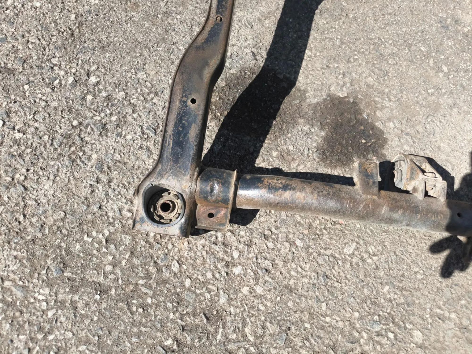 https://ycs.partsauto.market/partsauto-images/thmbs/userImages/d89d66a30f14dbad161fb7a986aa0fe5/part/dfa91db1-13a8-421e-b108-b555c02bad6a_1786261181586.jpg