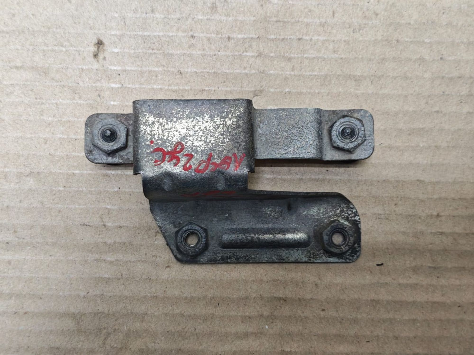 https://ycs.partsauto.market/partsauto-images/thmbs/userImages/d89d66a30f14dbad161fb7a986aa0fe5/part/dfb3e1b4-408b-46e2-98d5-aed6b6b30907_1766166565052.jpg