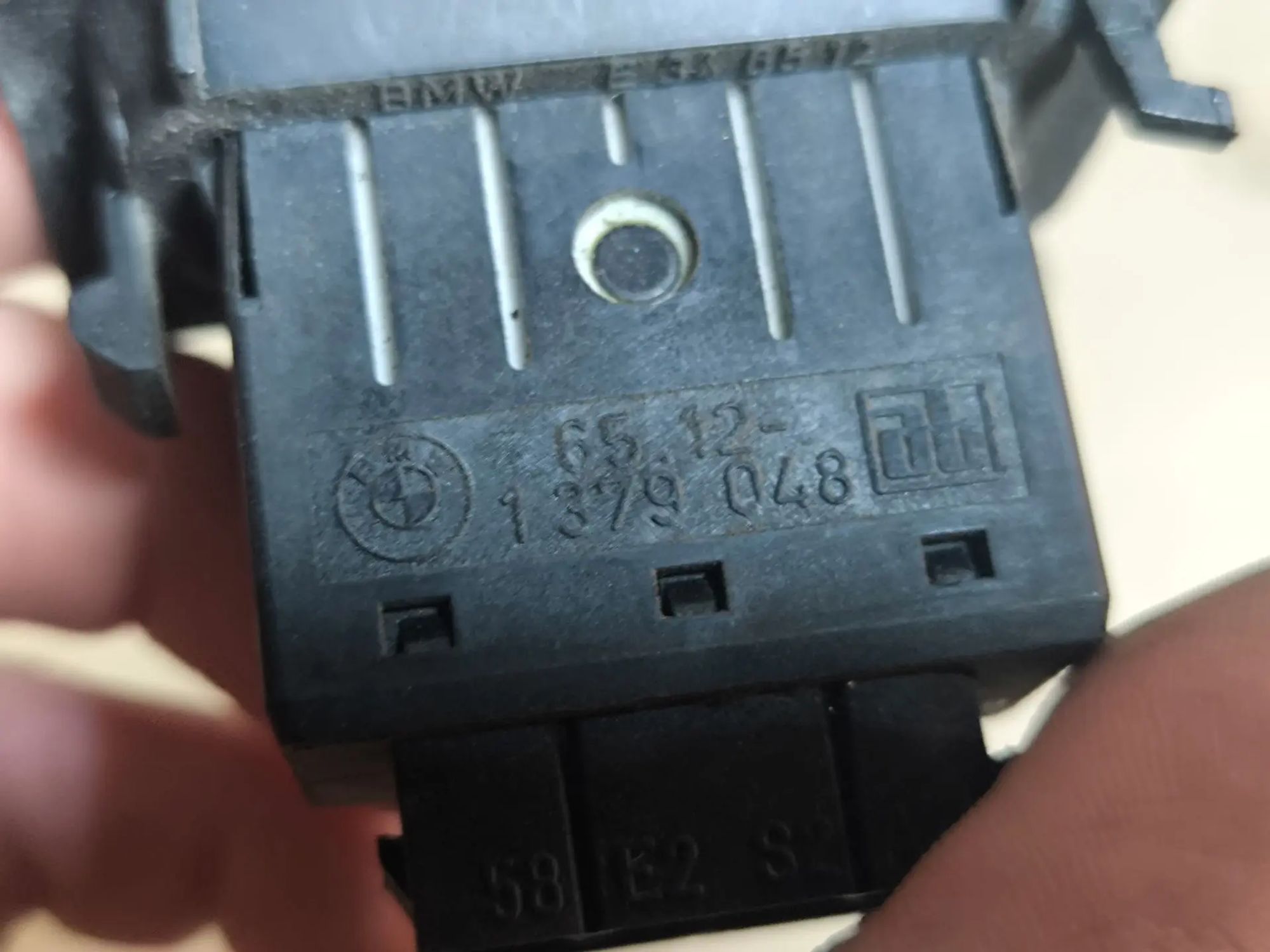 https://ycs.partsauto.market/partsauto-images/thmbs/userImages/d89d66a30f14dbad161fb7a986aa0fe5/part/e0ce4e97-6d27-494d-ab2d-4f35e08d99ce_1781678778148.jpg