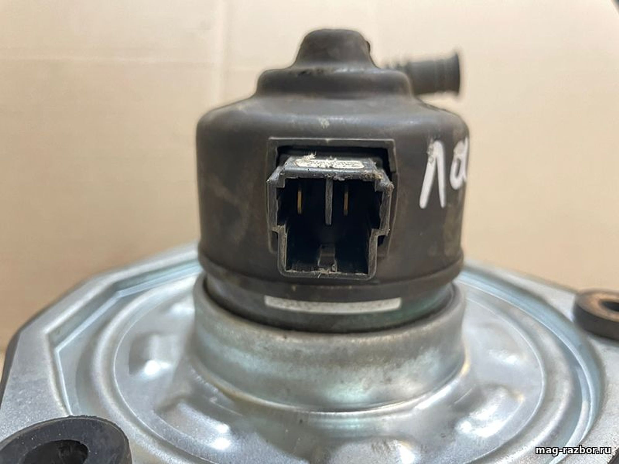 https://ycs.partsauto.market/partsauto-images/thmbs/userImages/d89d66a30f14dbad161fb7a986aa0fe5/part/e1047cff-7b4b-4eff-bca3-7f0a839347a4_1693756667210.jpg