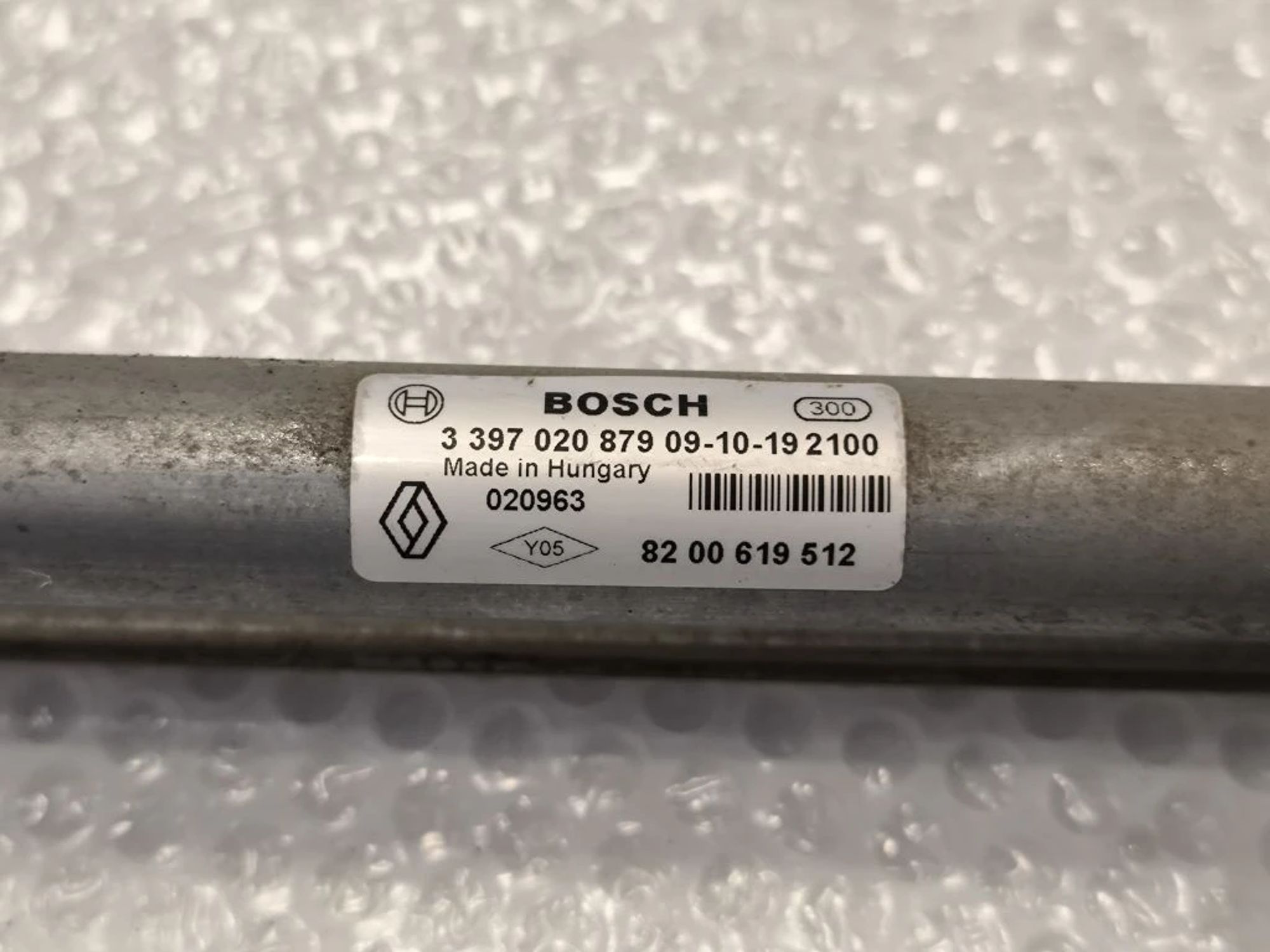 https://ycs.partsauto.market/partsauto-images/thmbs/userImages/d89d66a30f14dbad161fb7a986aa0fe5/part/e16d7ae2-5768-4c2a-a959-c95c60c1000e_1777899968645.jpg
