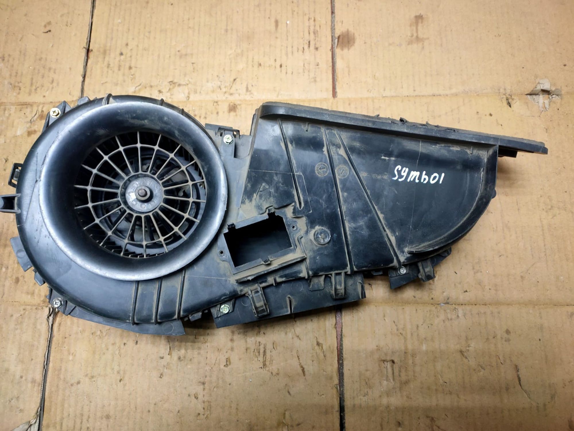 https://ycs.partsauto.market/partsauto-images/thmbs/userImages/d89d66a30f14dbad161fb7a986aa0fe5/part/e21623ab-29ec-498d-b9e0-a46b3bcd619d_1736493145454.jpg