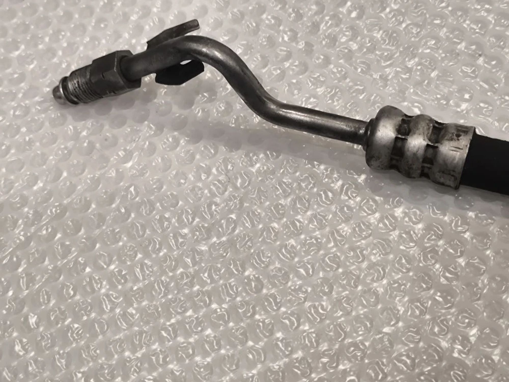 https://ycs.partsauto.market/partsauto-images/thmbs/userImages/d89d66a30f14dbad161fb7a986aa0fe5/part/e37890dd-2a0b-4005-8a88-3d631a7b3e71_1777028816862.jpg