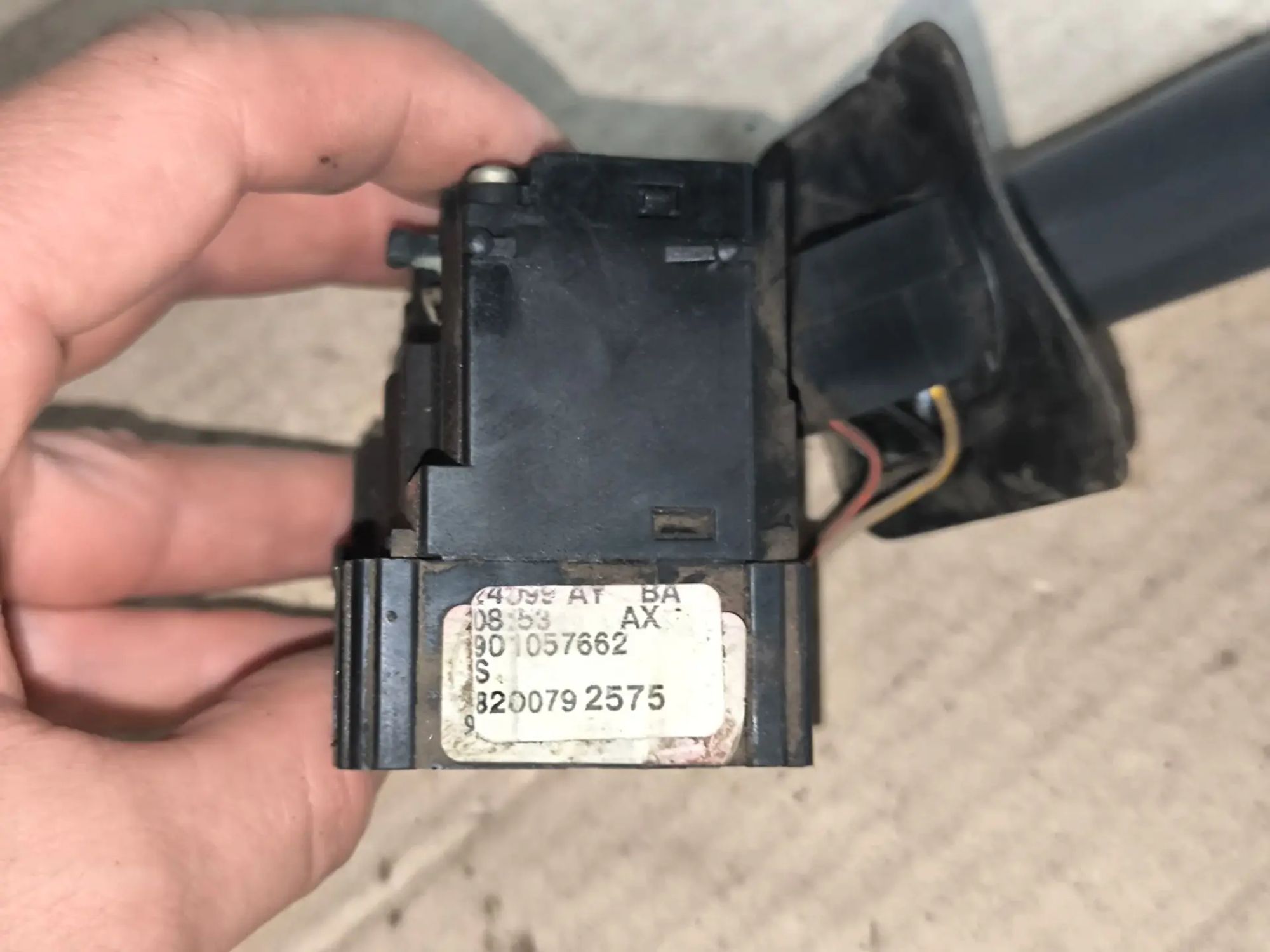 https://ycs.partsauto.market/partsauto-images/thmbs/userImages/d89d66a30f14dbad161fb7a986aa0fe5/part/e3cfc0d5-1348-4b76-a3bb-94d80393a35d_1781673749558.jpg