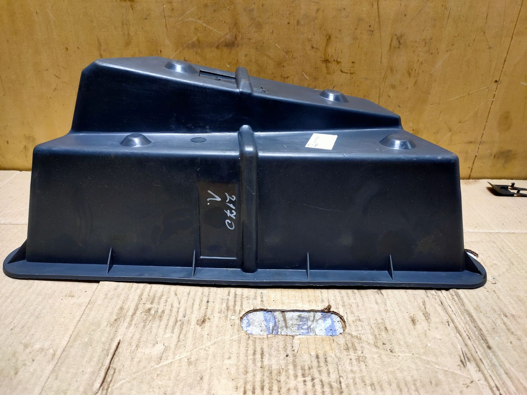 https://ycs.partsauto.market/partsauto-images/thmbs/userImages/d89d66a30f14dbad161fb7a986aa0fe5/part/e4007e3e-7ece-4380-9b8d-2ae471d55489_1743511187320.jpg