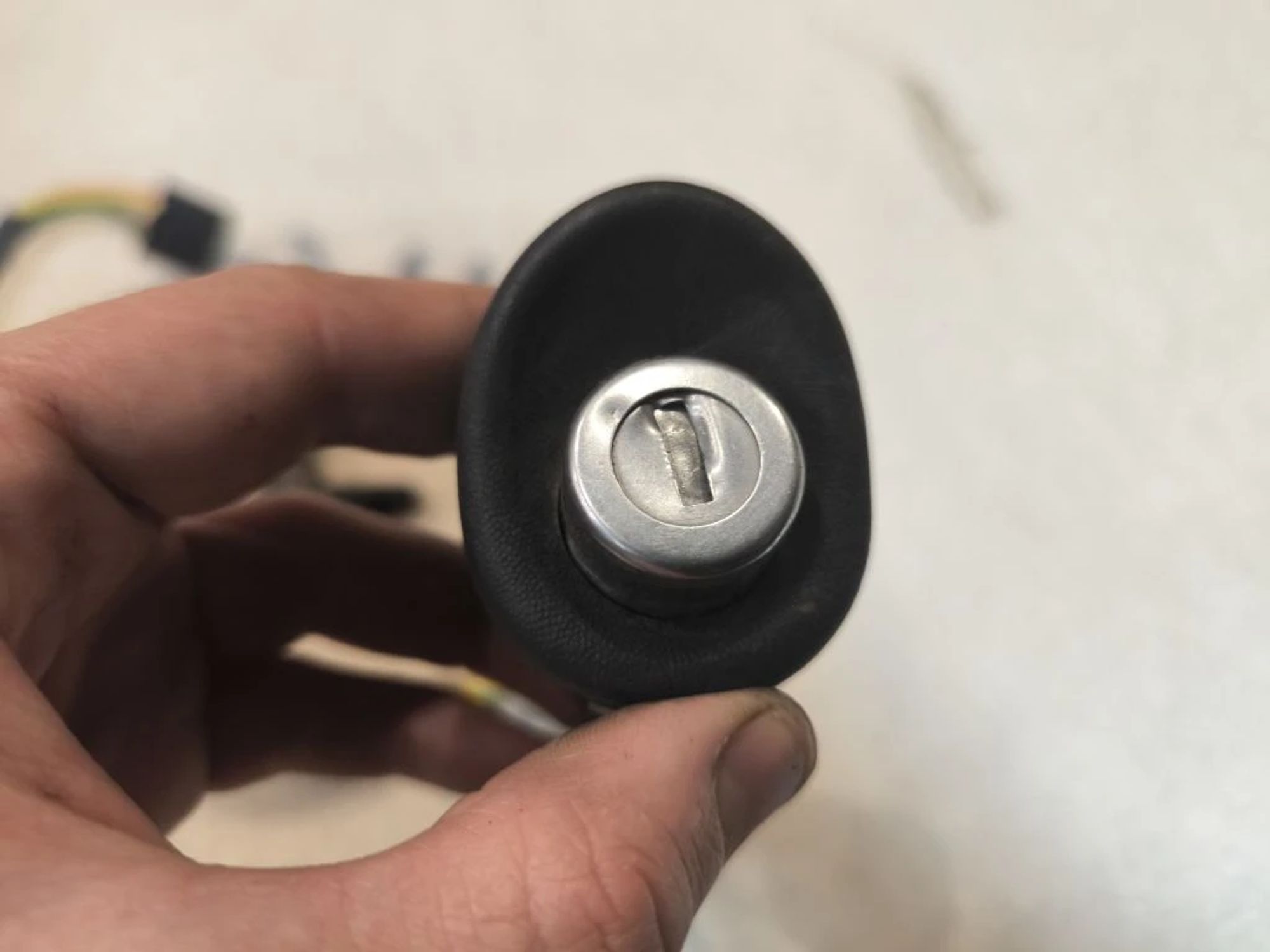 https://ycs.partsauto.market/partsauto-images/thmbs/userImages/d89d66a30f14dbad161fb7a986aa0fe5/part/e49399cf-1ba1-48b6-a6ba-3fd67647fc0b_1779948758449.jpg