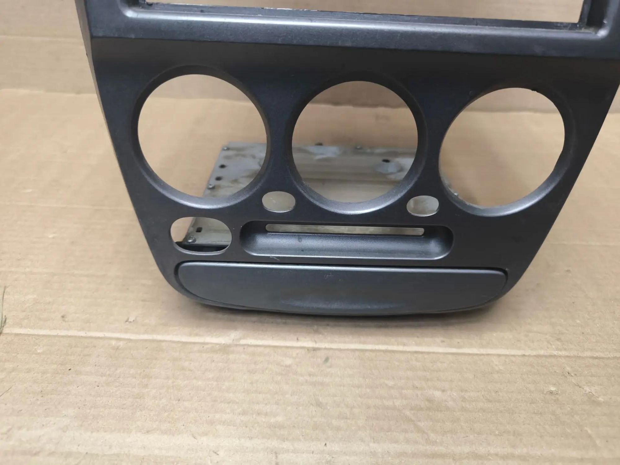 https://ycs.partsauto.market/partsauto-images/thmbs/userImages/d89d66a30f14dbad161fb7a986aa0fe5/part/e530c7a1-894c-4cf8-bc9f-00b63f69f931_1786264154452.jpg