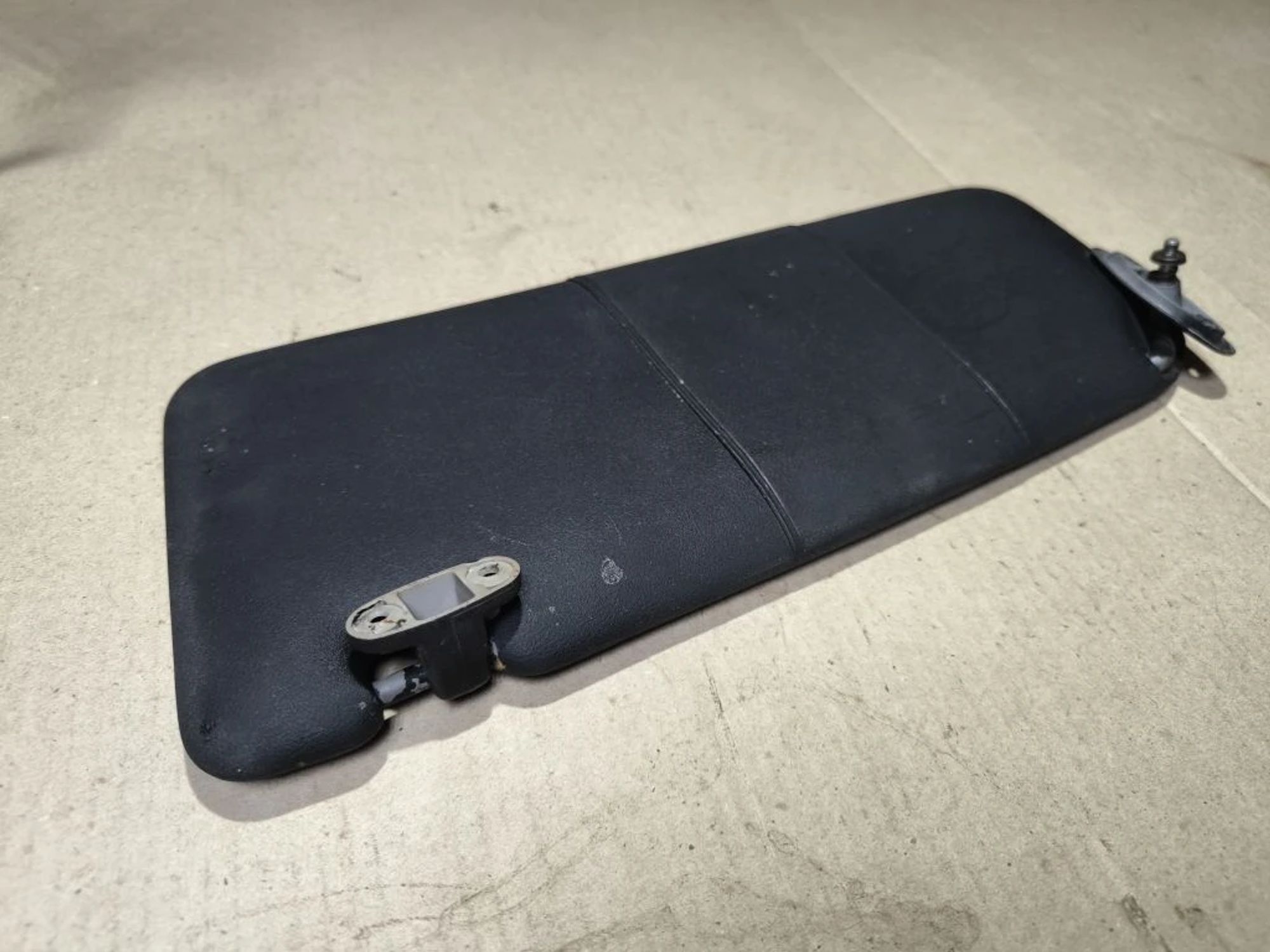 https://ycs.partsauto.market/partsauto-images/thmbs/userImages/d89d66a30f14dbad161fb7a986aa0fe5/part/e542ce5f-77ce-4b73-b985-7a50d0bcab51_1780575400950.jpg