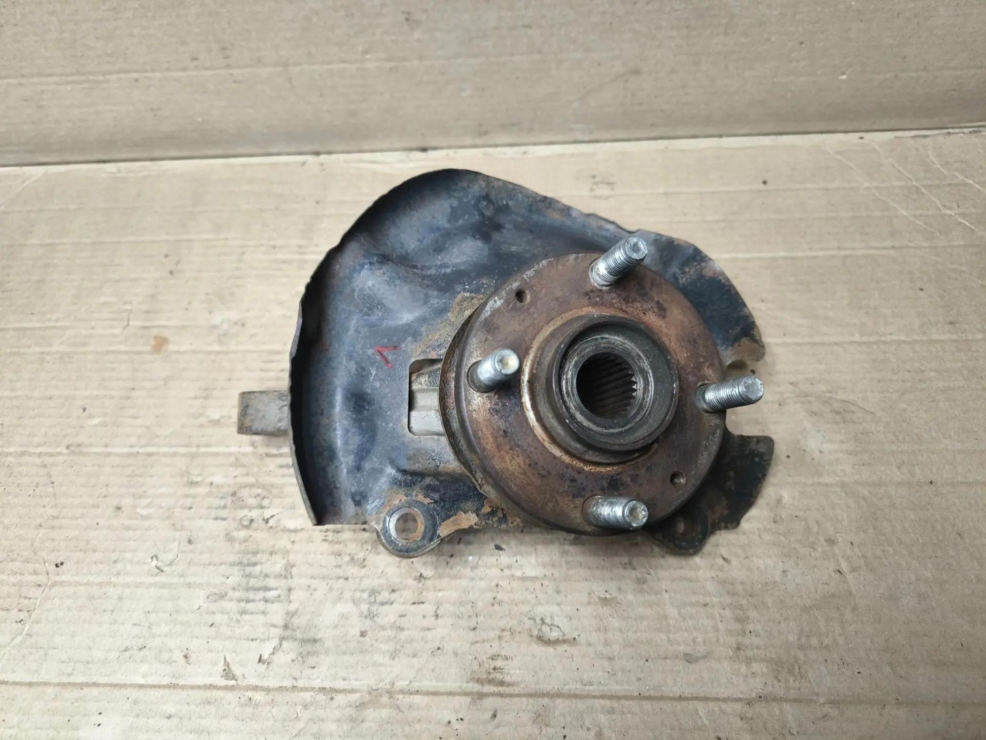 https://ycs.partsauto.market/partsauto-images/thmbs/userImages/d89d66a30f14dbad161fb7a986aa0fe5/part/e6915817-8237-4b6f-8b5e-4c830d128bae_1787030228981.jpg